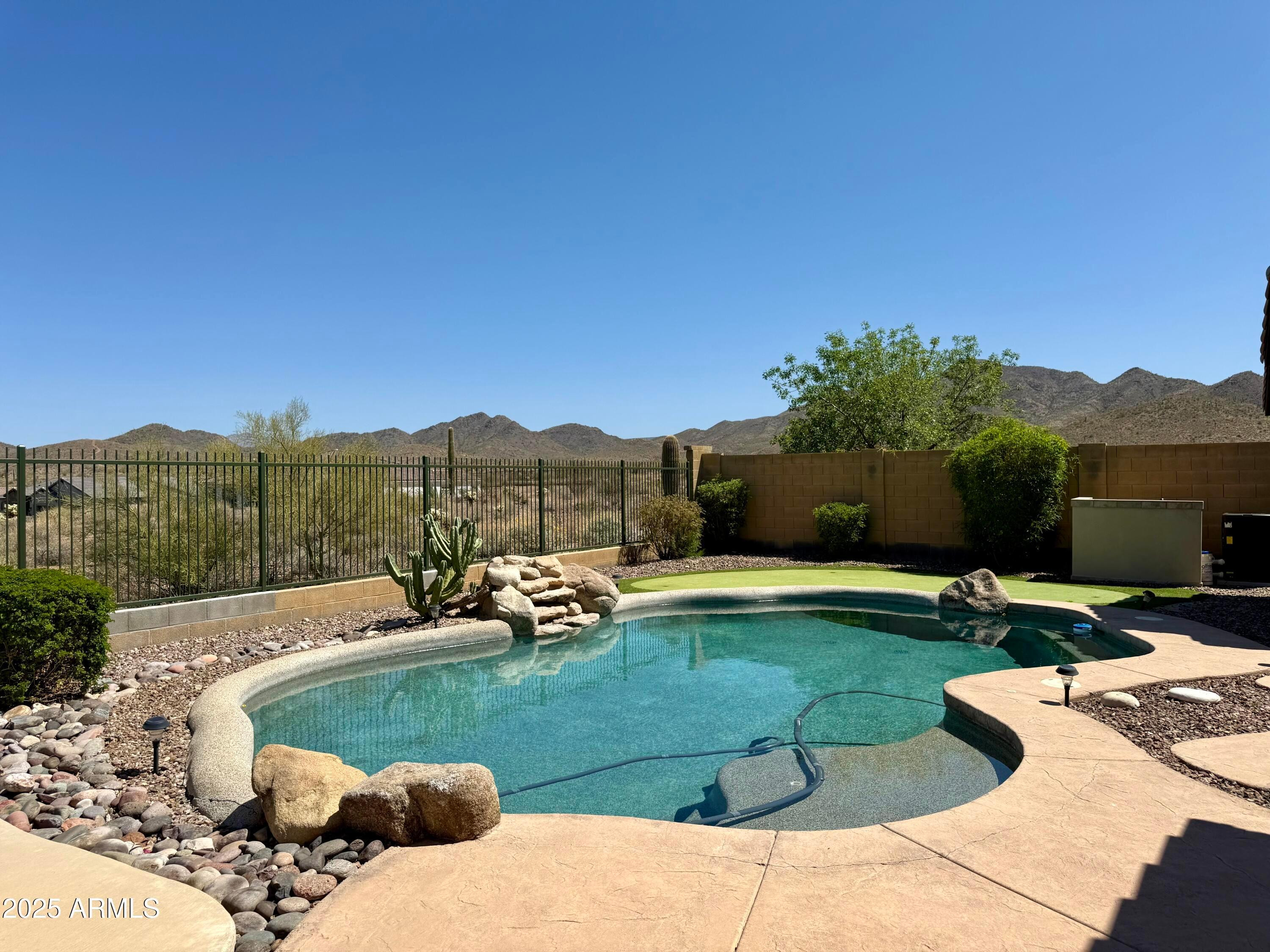 3518 W Plymouth Drive