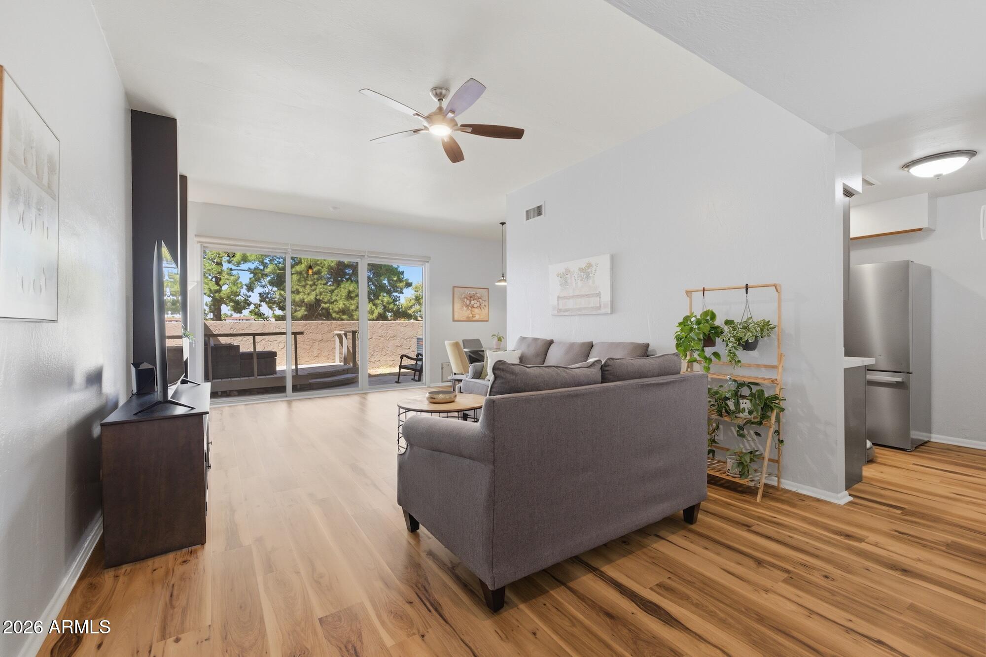1201 E NORTHSHORE Drive 125