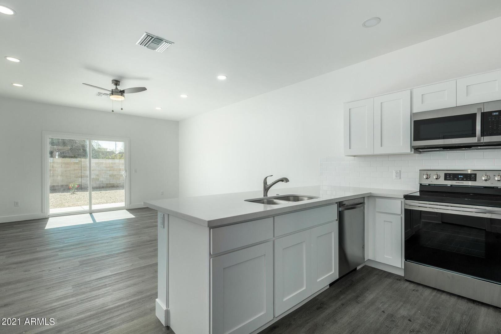 917 S 5th Apt 2