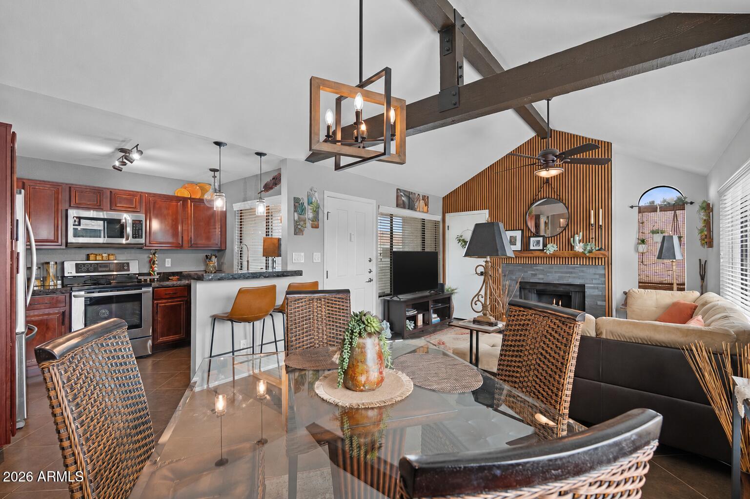 10115 E MOUNTAIN VIEW Road 2048