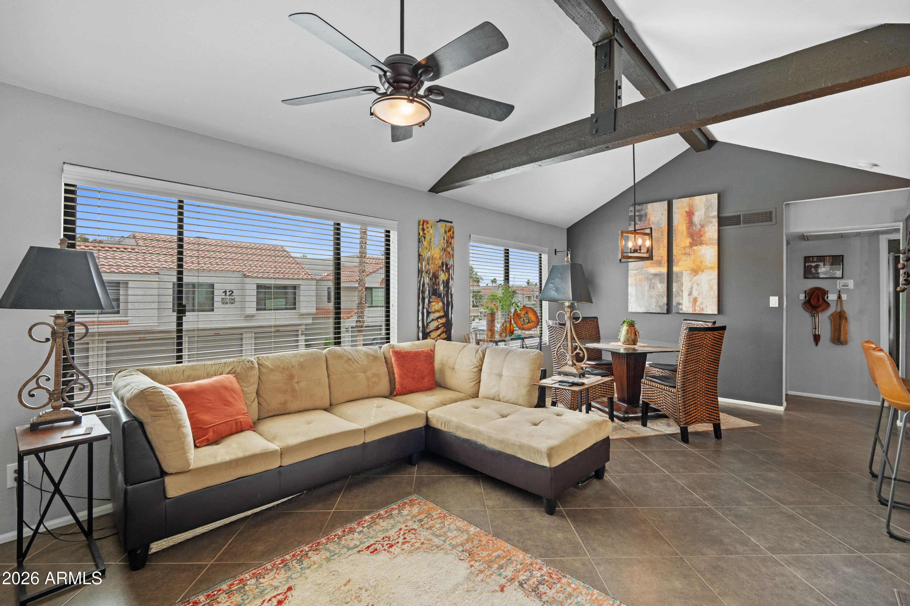 10115 E MOUNTAIN VIEW Road 2048