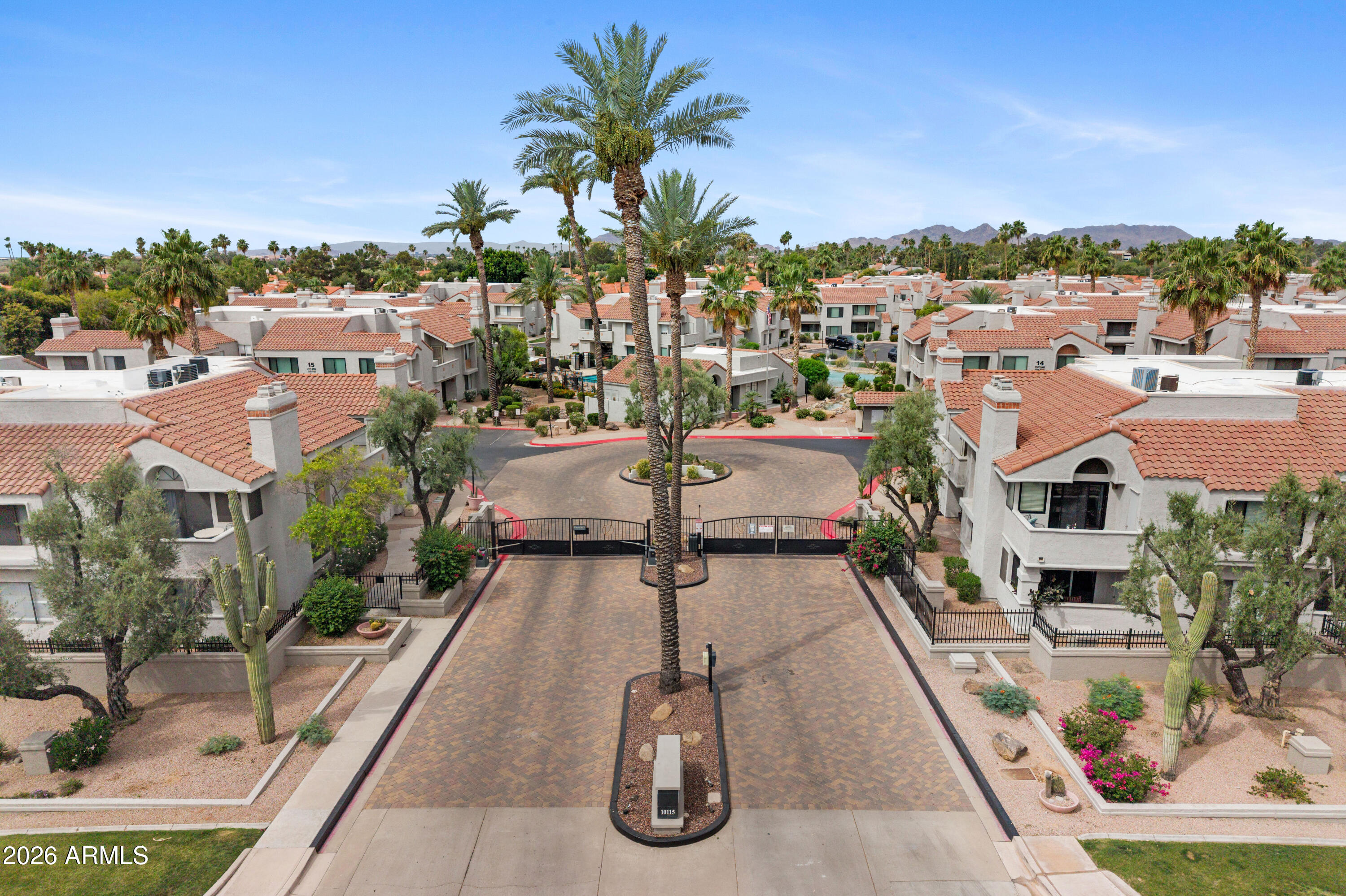 10115 E MOUNTAIN VIEW Road 2048