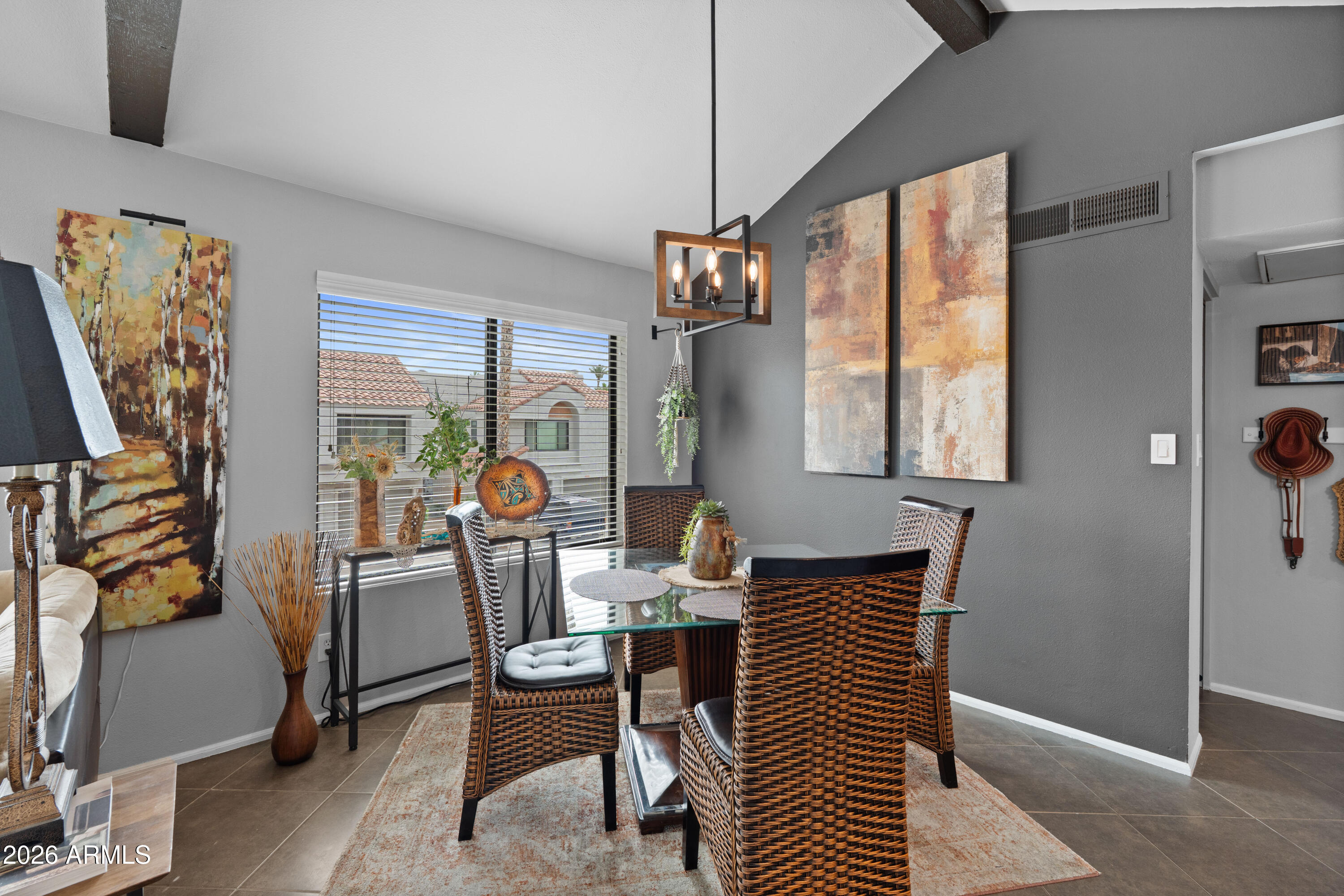 10115 E MOUNTAIN VIEW Road 2048