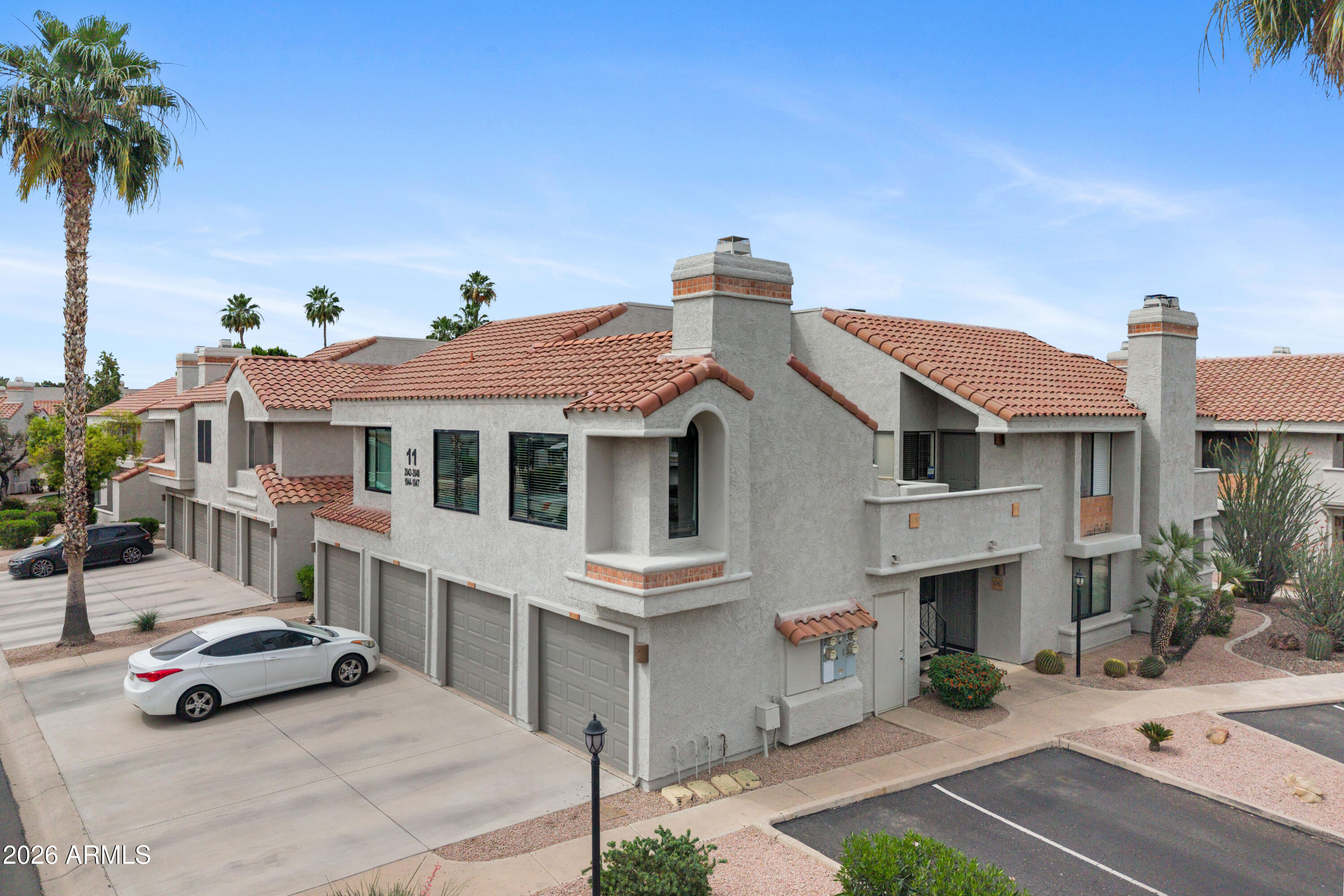 10115 E MOUNTAIN VIEW Road 2048