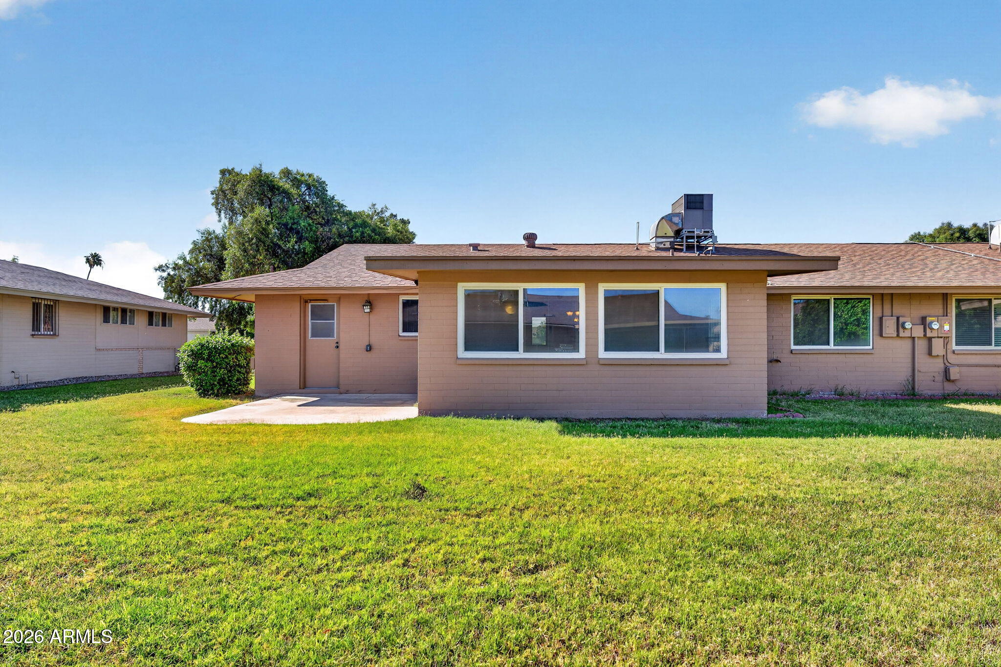 10413 W ROUNDELAY Circle