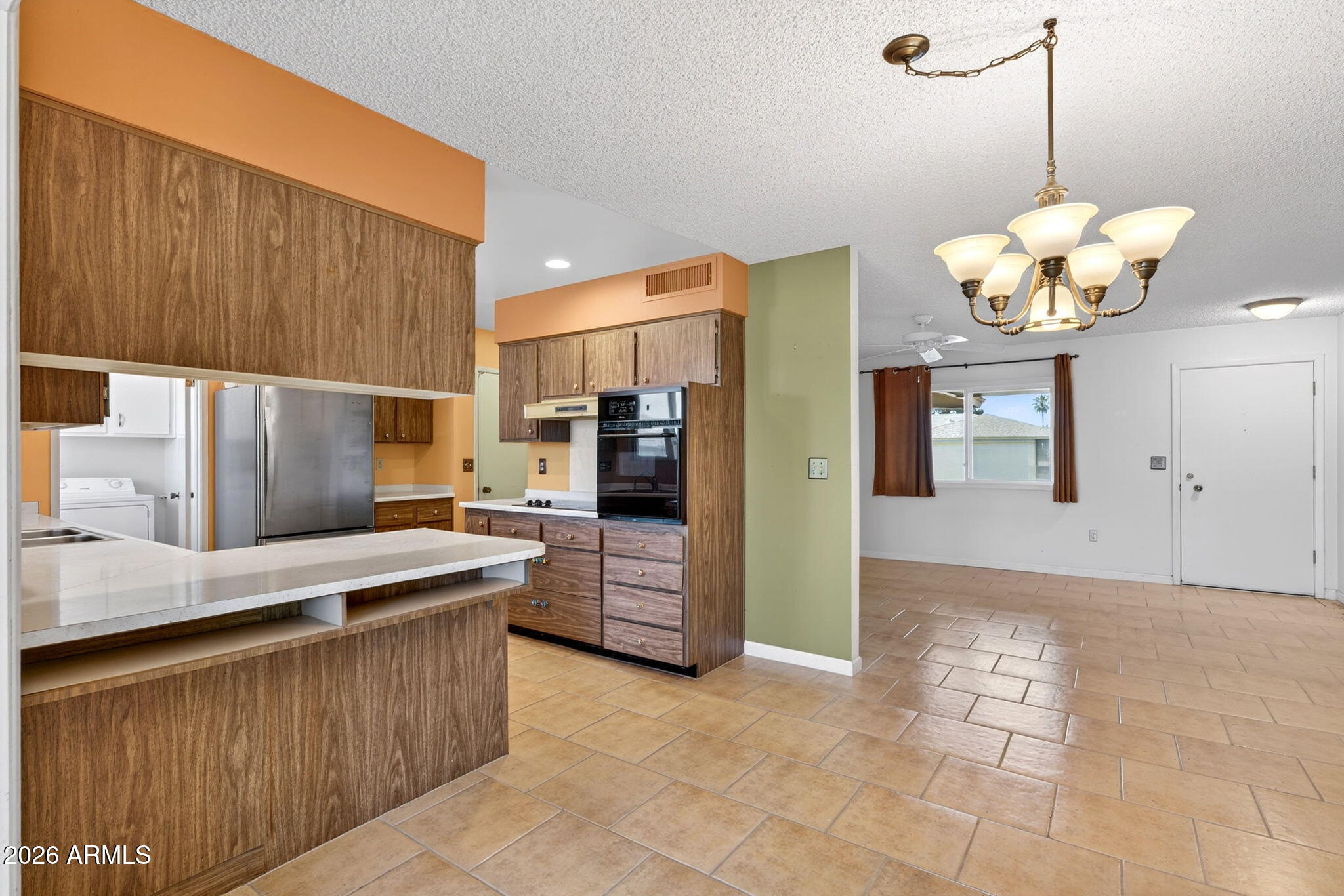 10413 W ROUNDELAY Circle