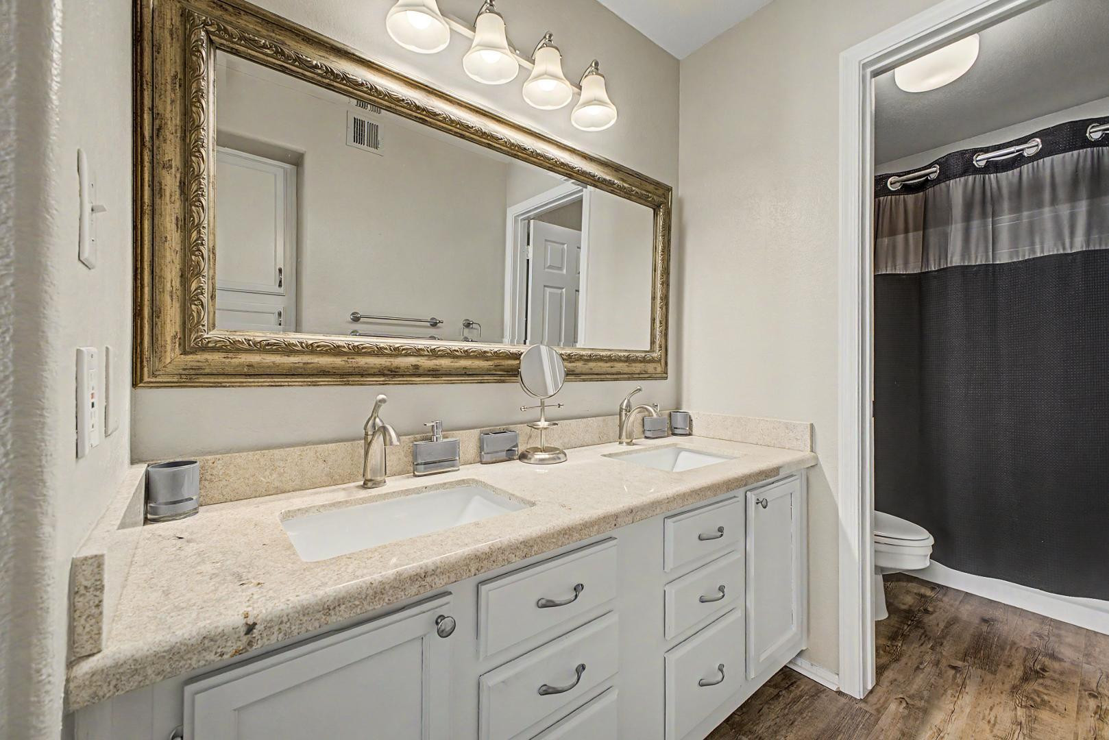 6885 E Cochise Apt 229
