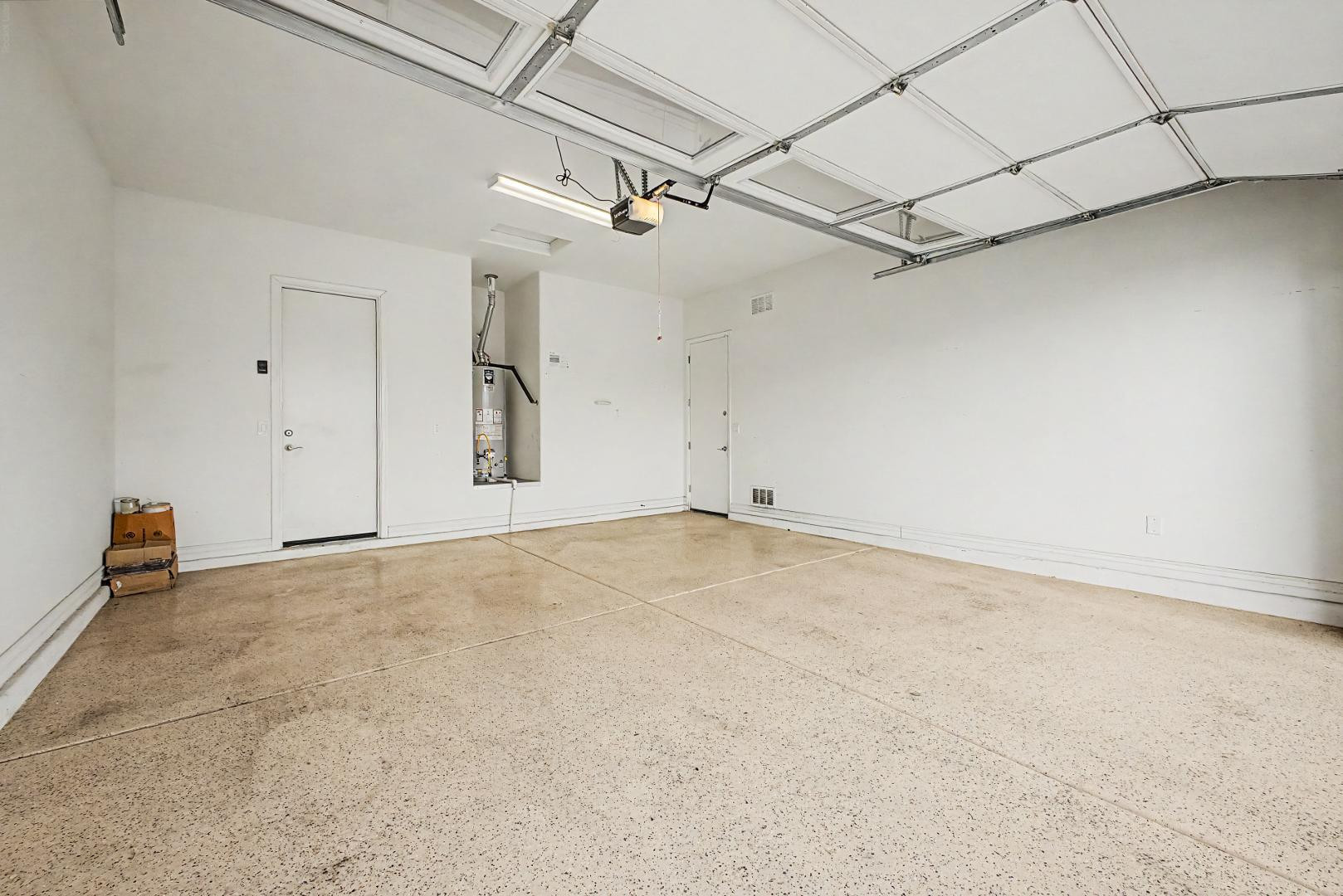 234 W BEVERLY Lane