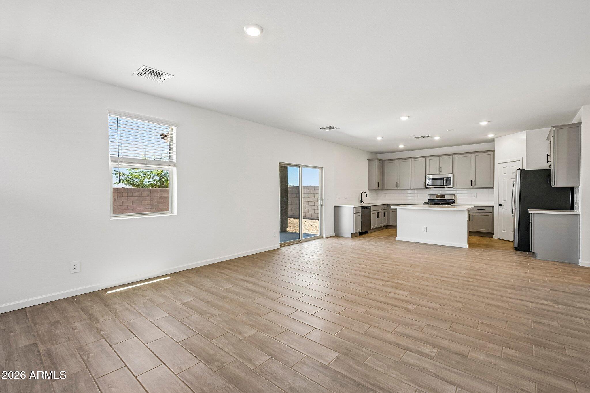 47399 W KENNER Drive