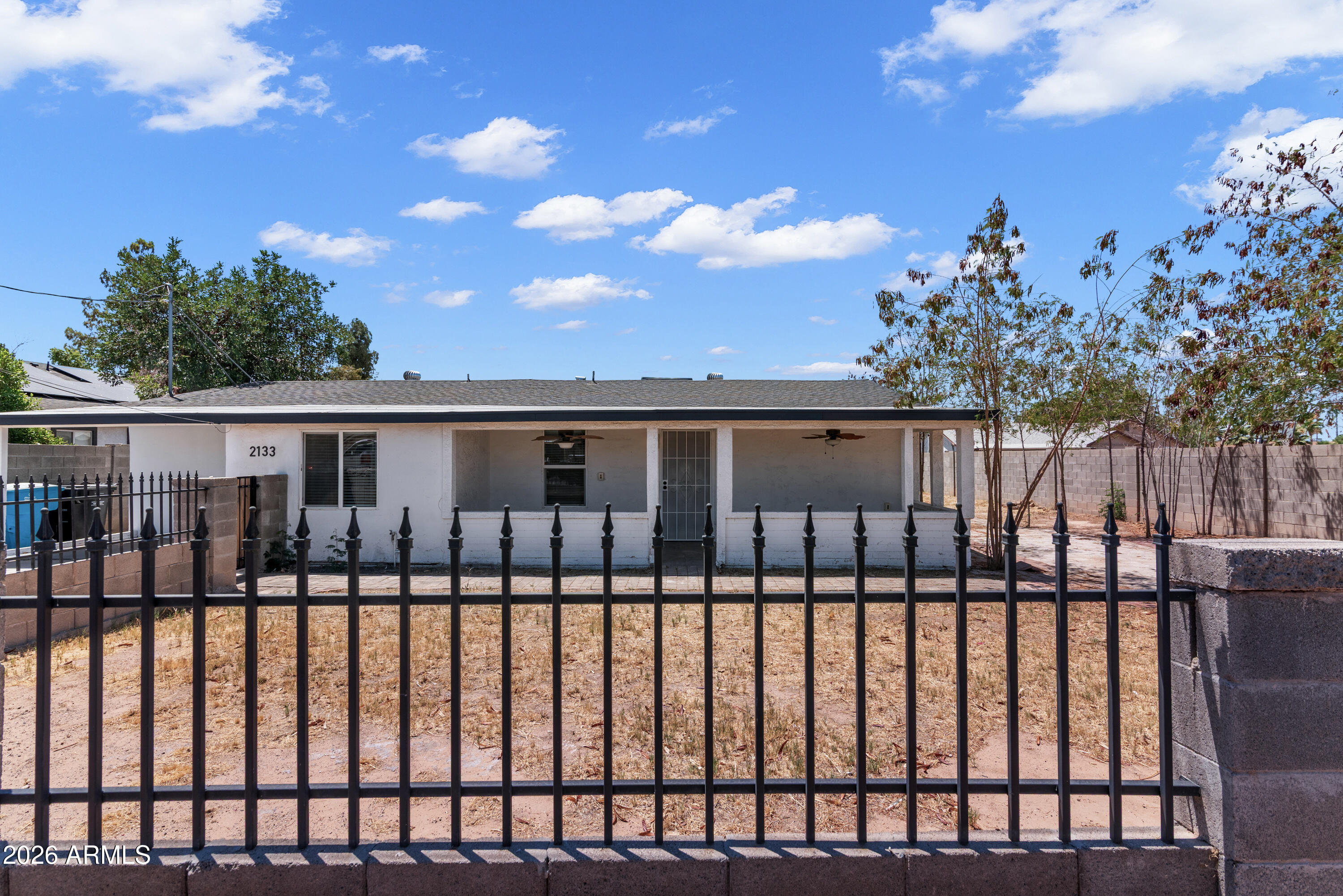 2133 W COLTER Street