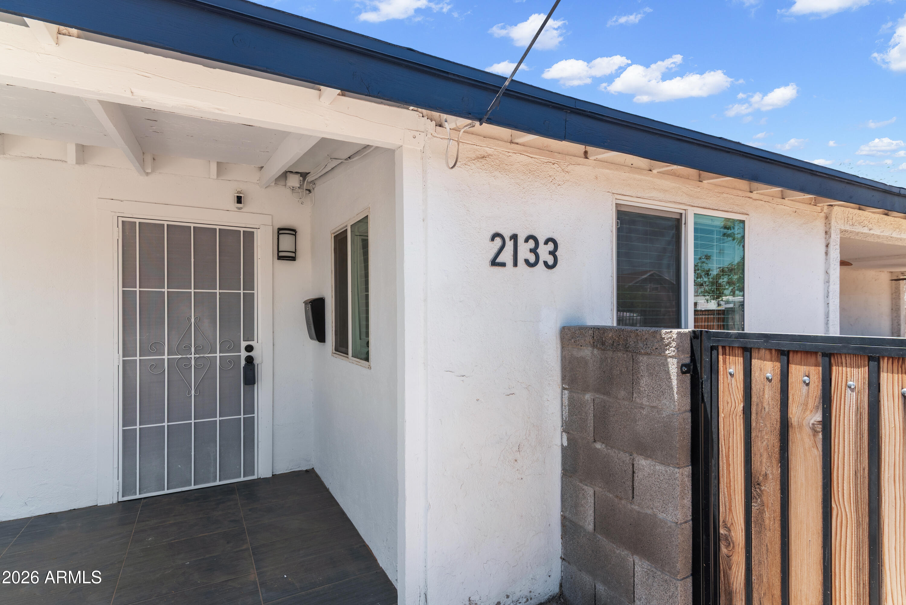 2133 W COLTER Street