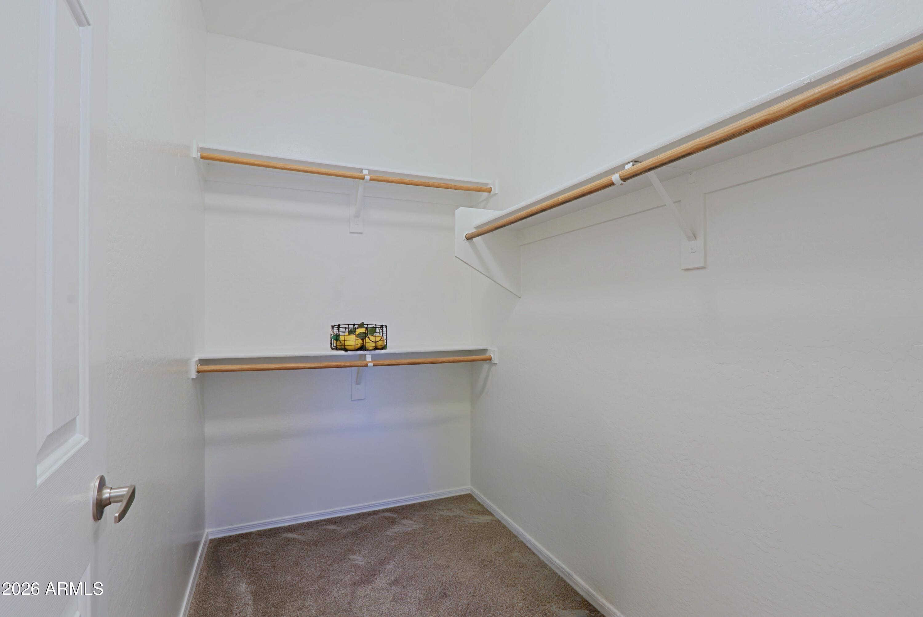 525 N MILLER Road 207