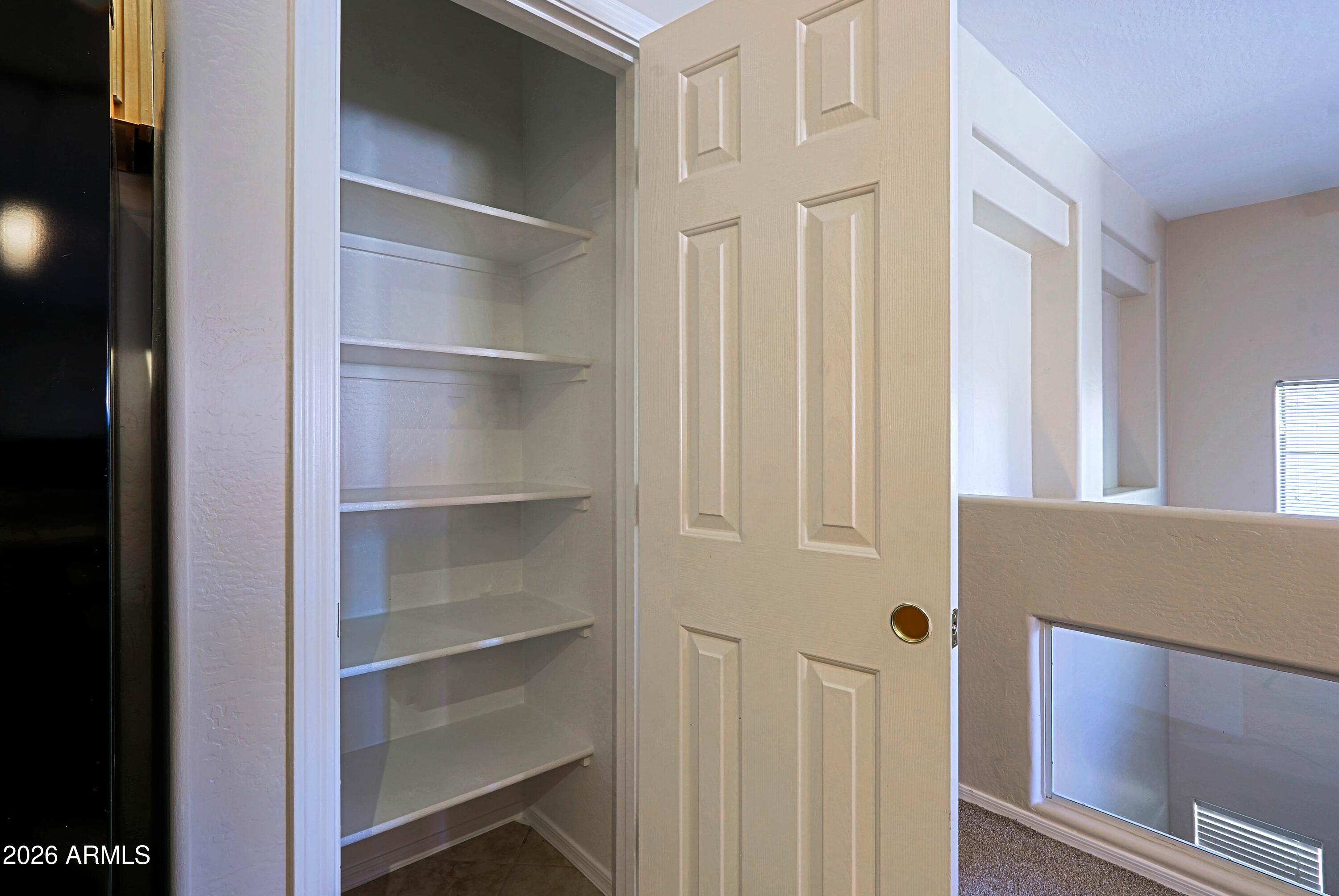 525 N MILLER Road 207