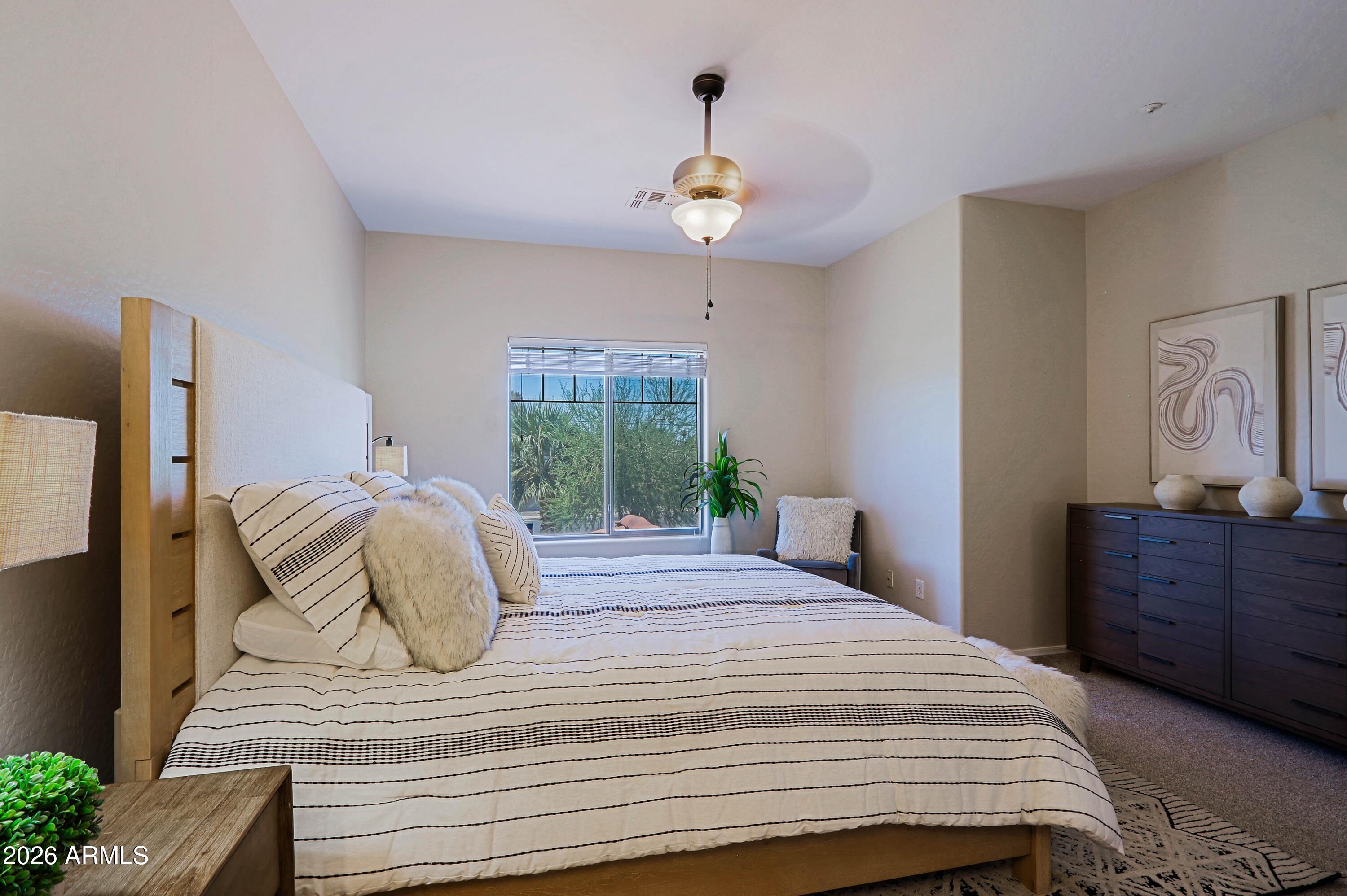 525 N MILLER Road 207