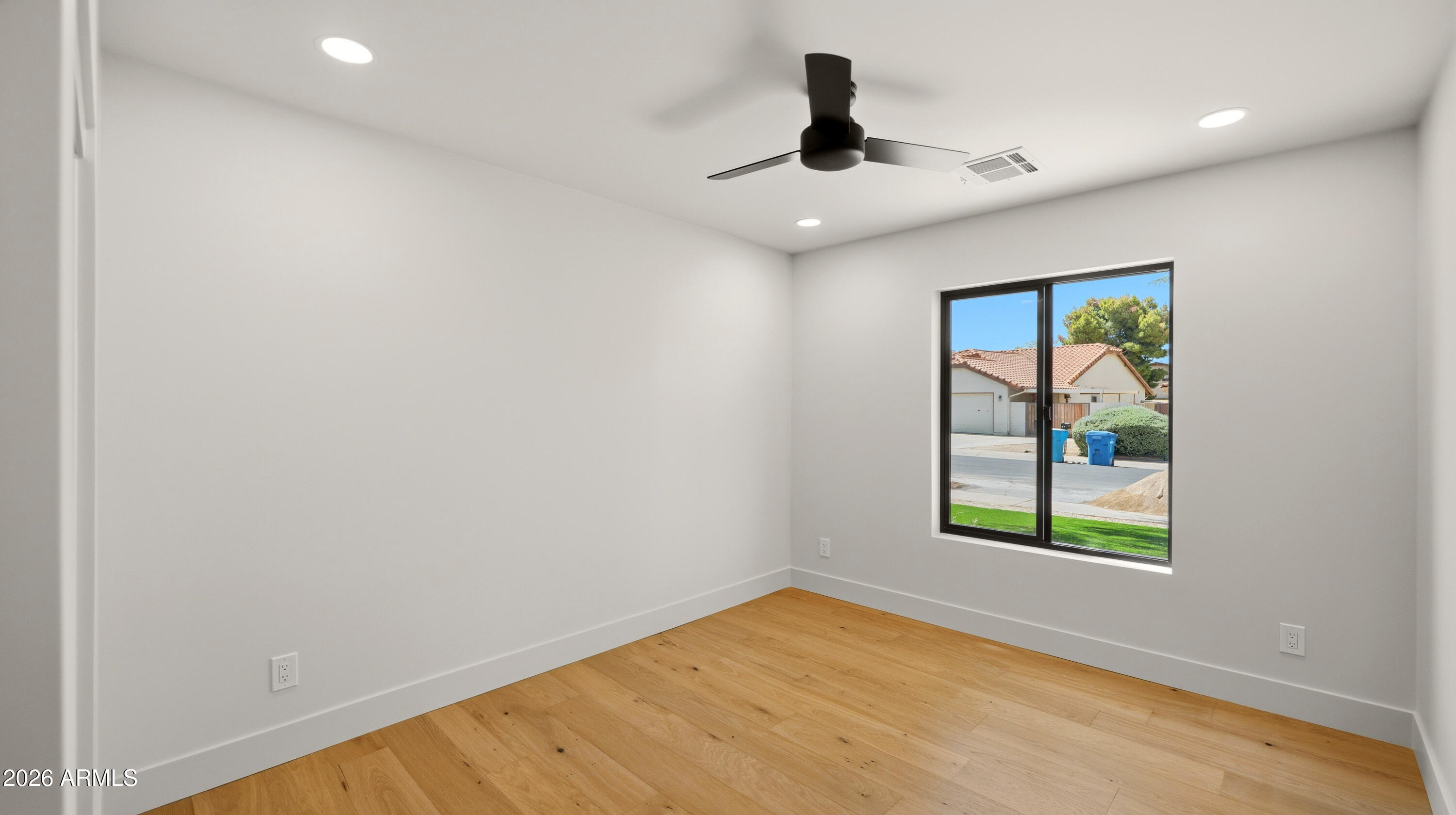 5838 E LE MARCHE Avenue
