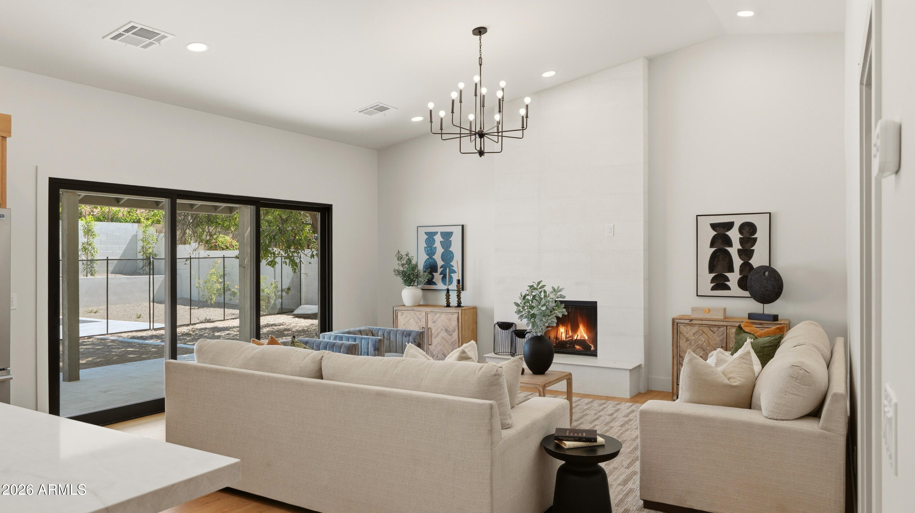 5838 E LE MARCHE Avenue