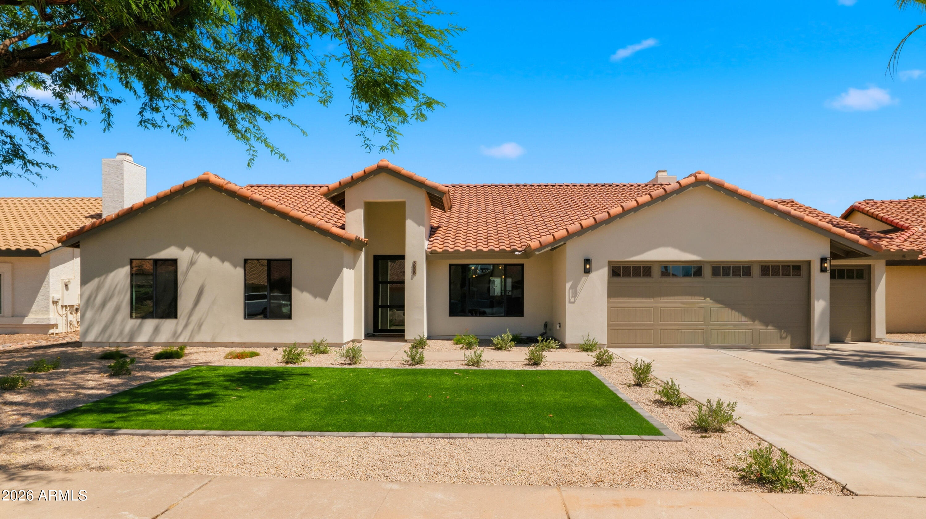 5838 E LE MARCHE Avenue