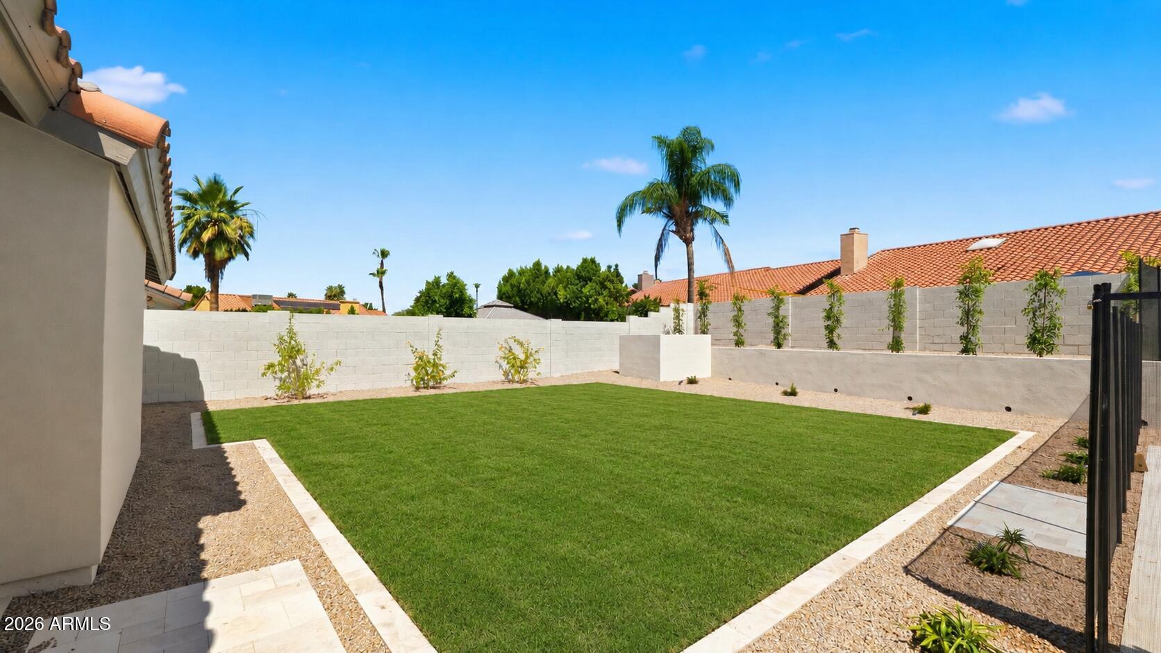 5838 E LE MARCHE Avenue