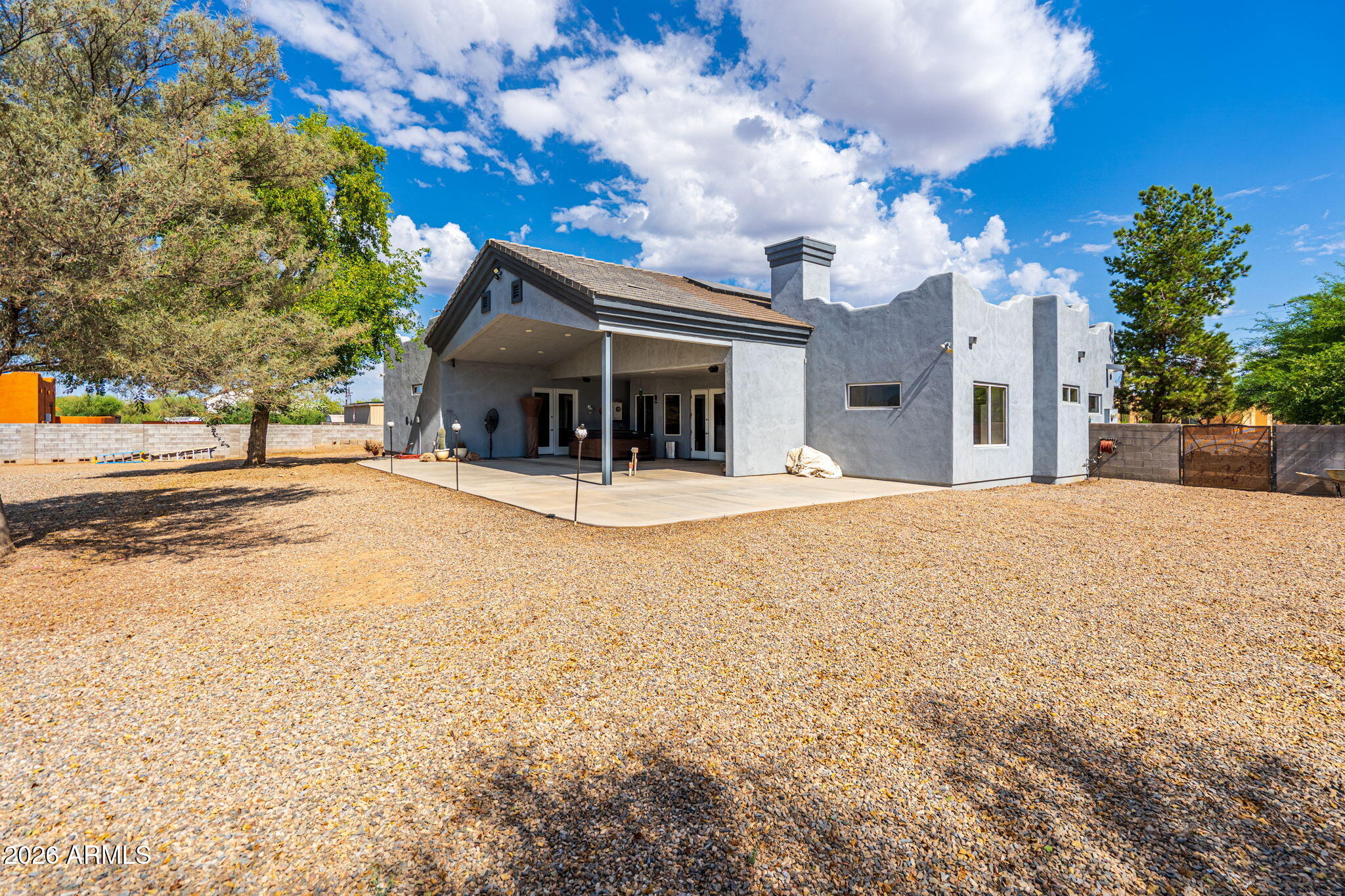 509 W LAVITT Lane