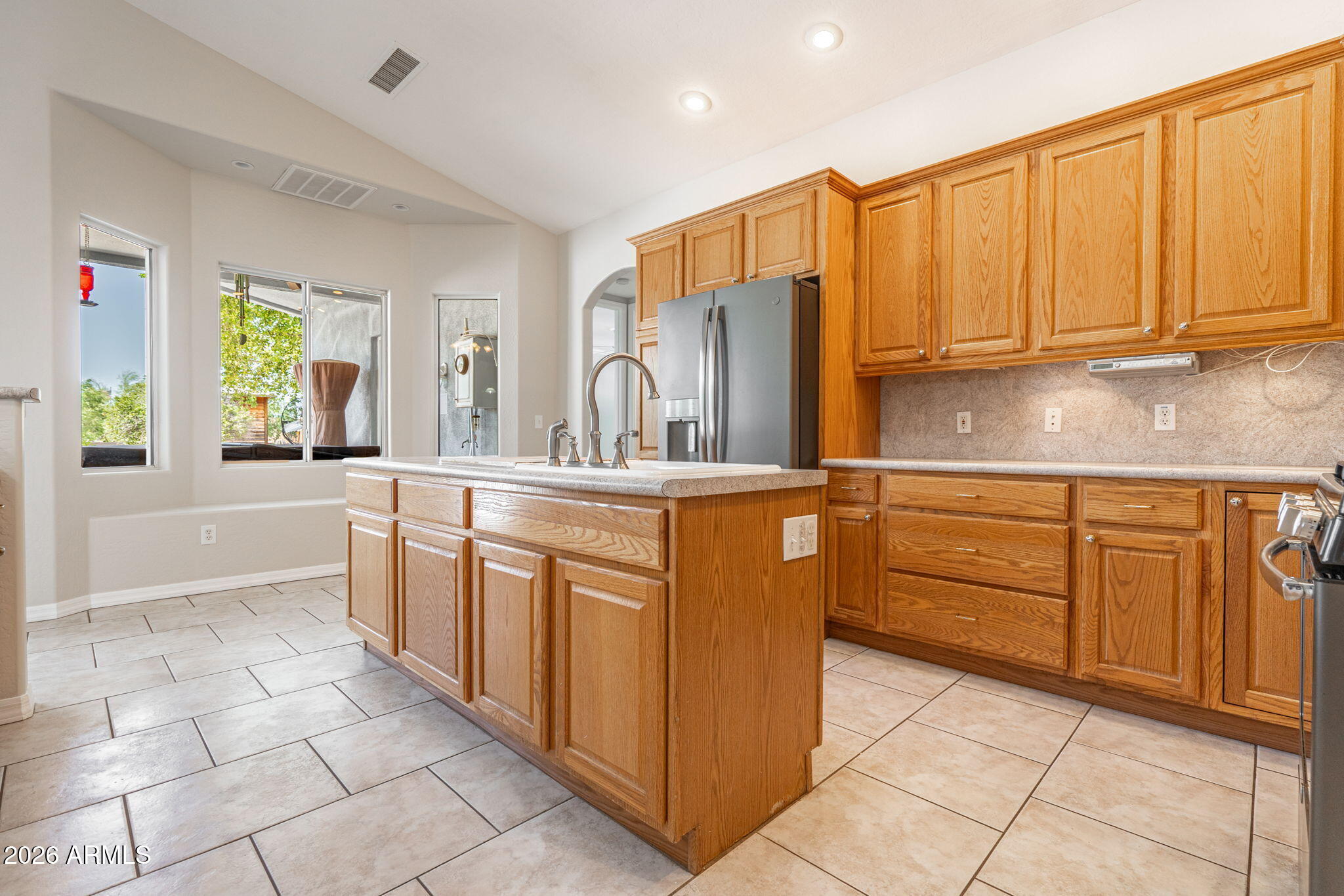 509 W LAVITT Lane