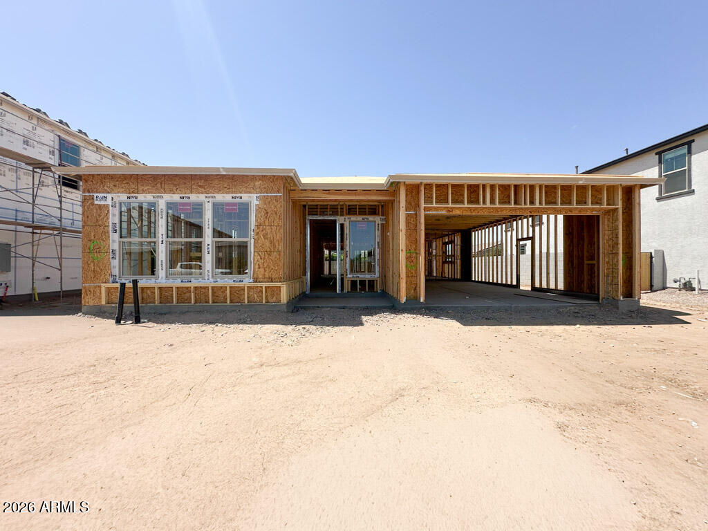 22729 E ROUNDUP Way
