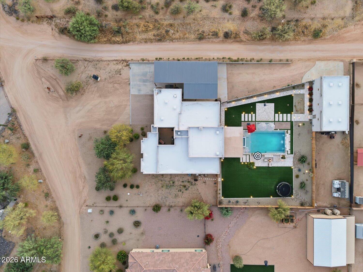 13810 E RED BIRD Road