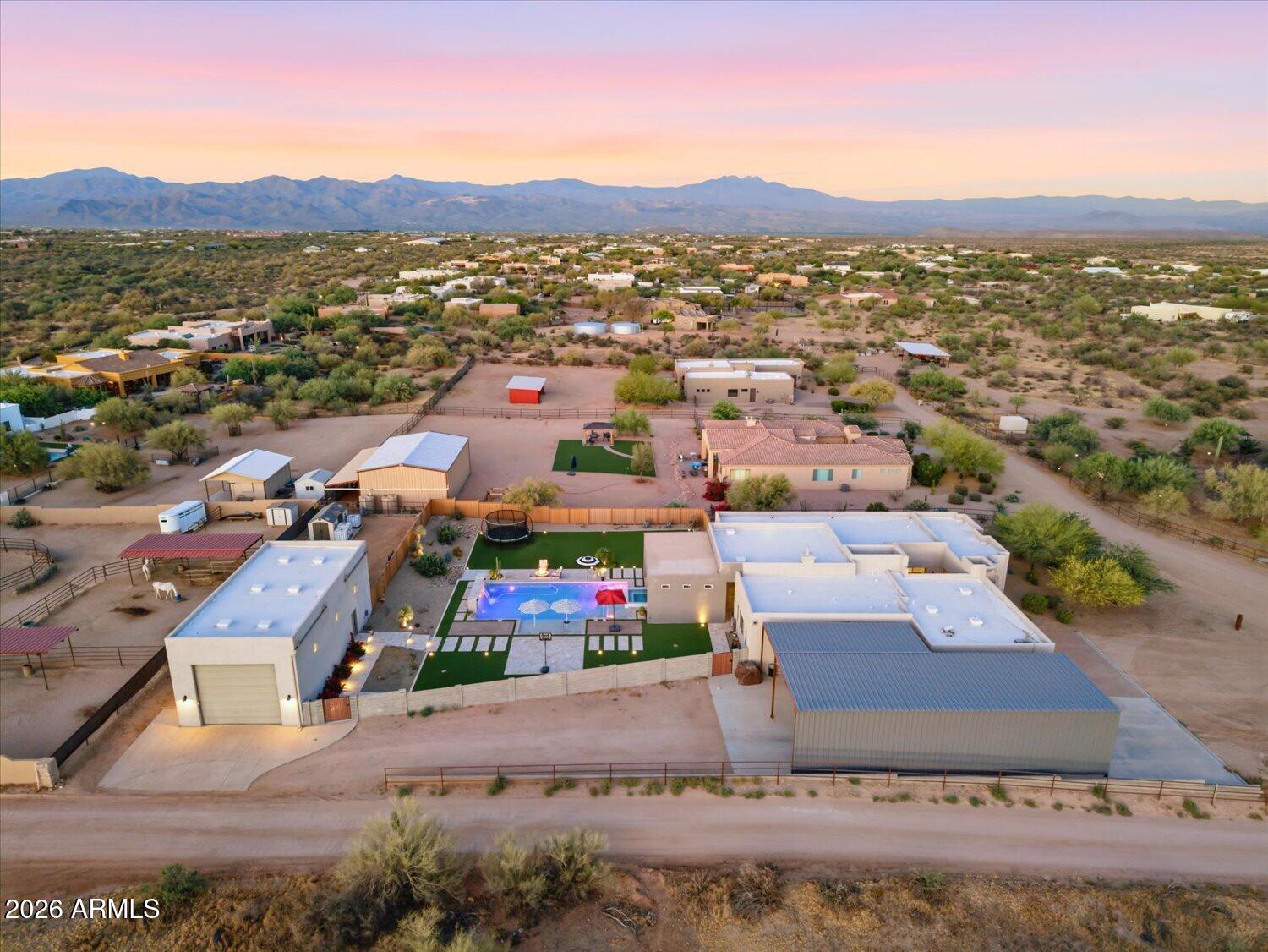13810 E RED BIRD Road