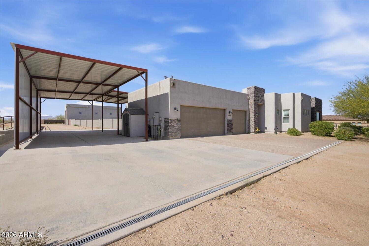 13810 E RED BIRD Road