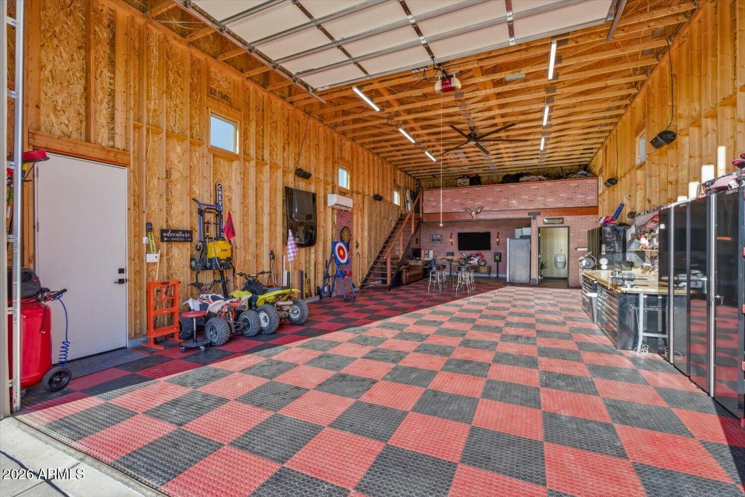13810 E RED BIRD Road
