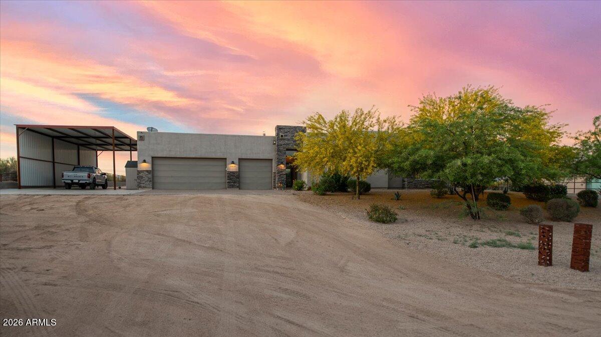 13810 E RED BIRD Road