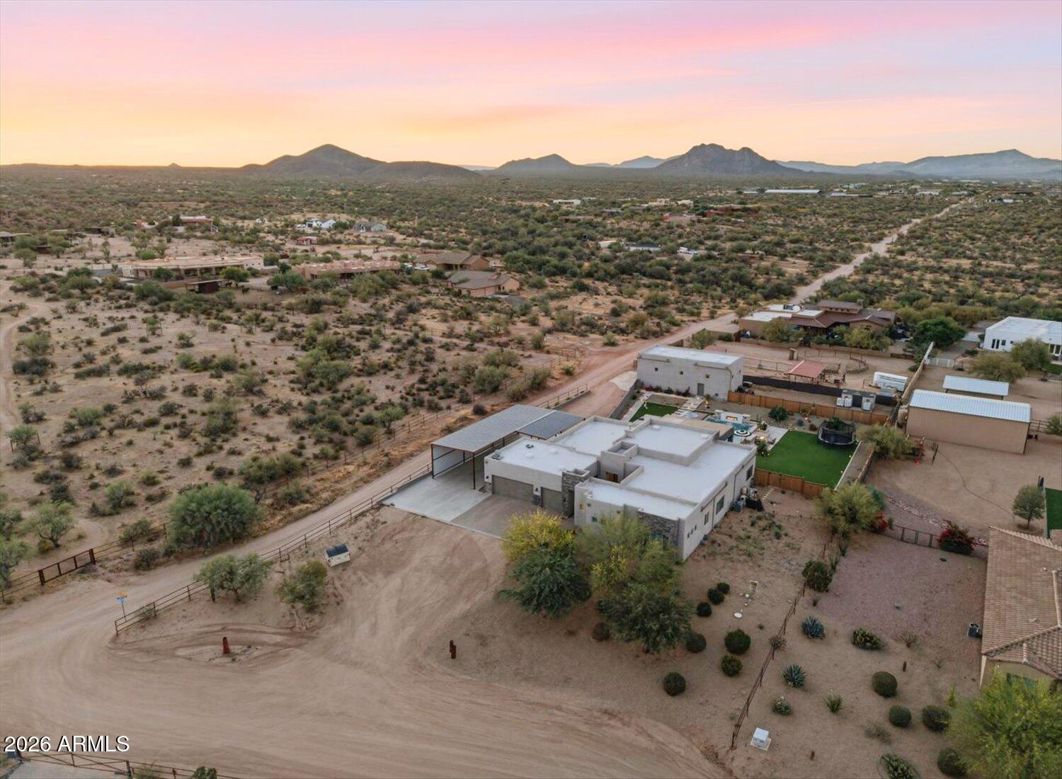 13810 E RED BIRD Road