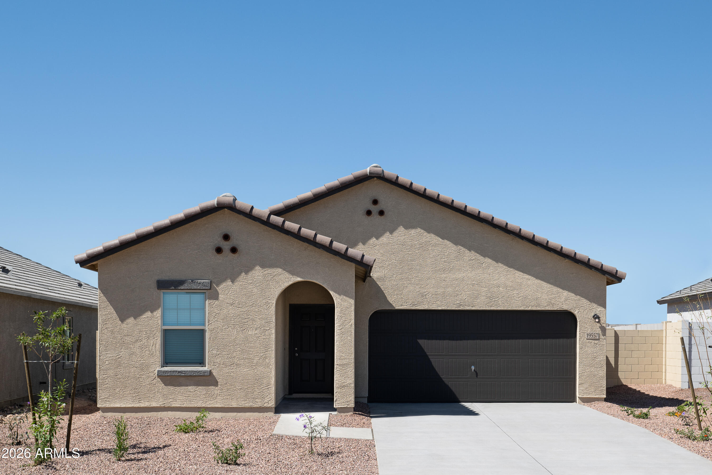 24217 W HUNTINGTON Drive