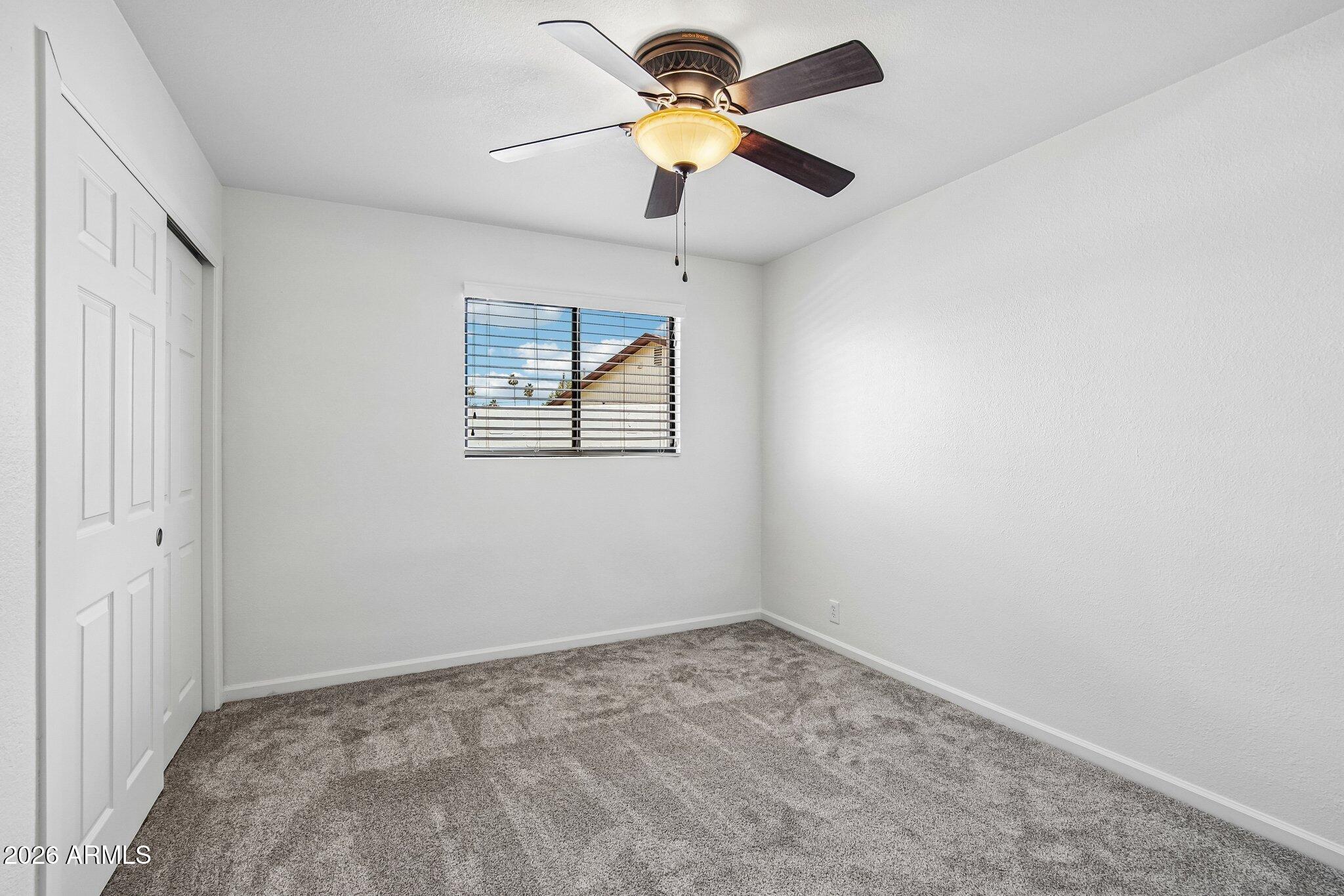 2715 N 38TH Place