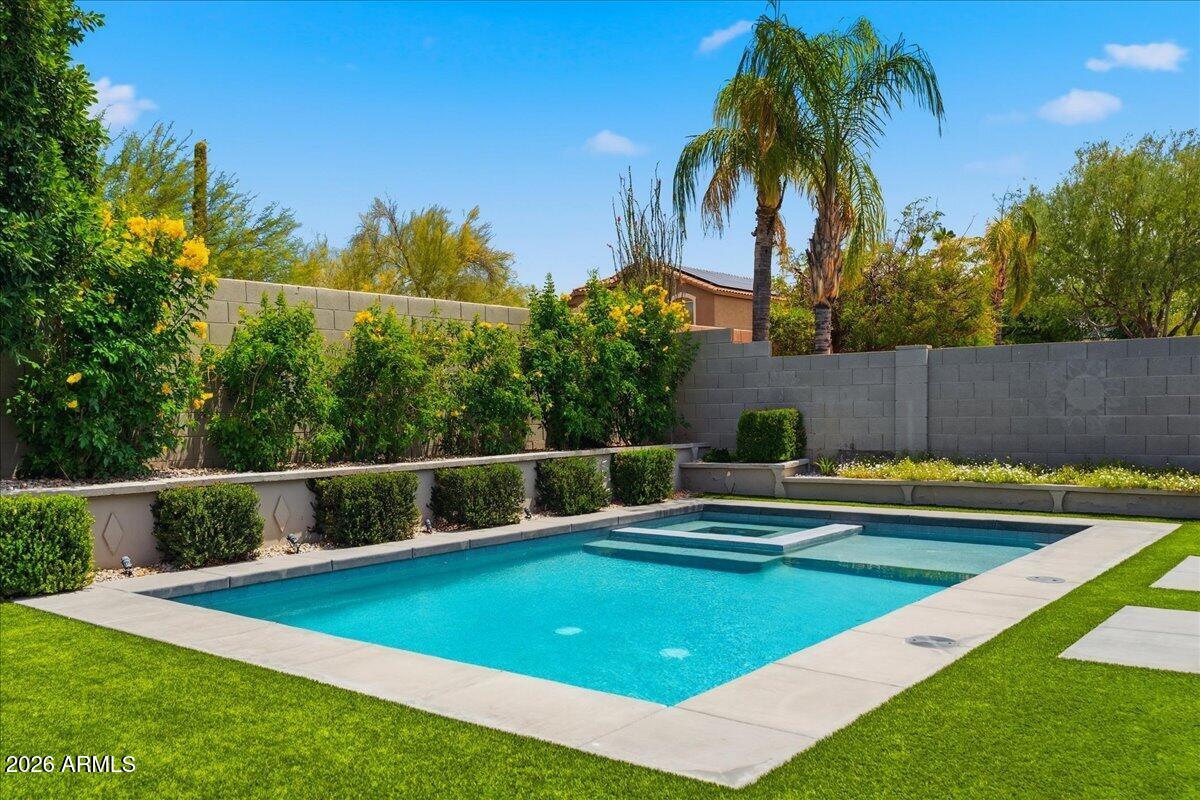 7548 E SANTA CATALINA Drive