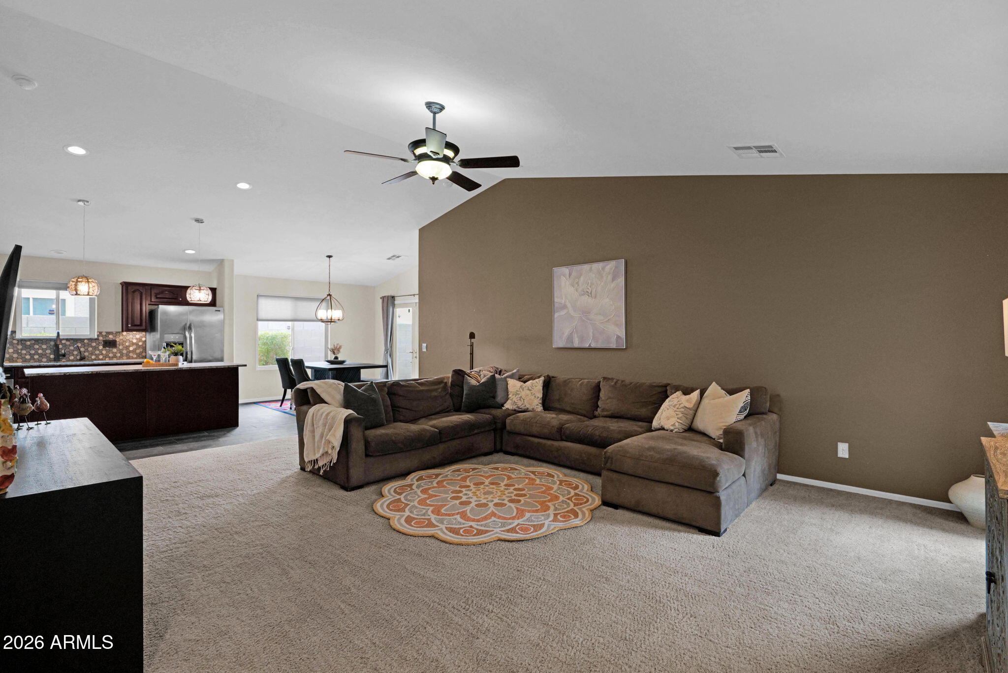 6809 W DESERT Lane