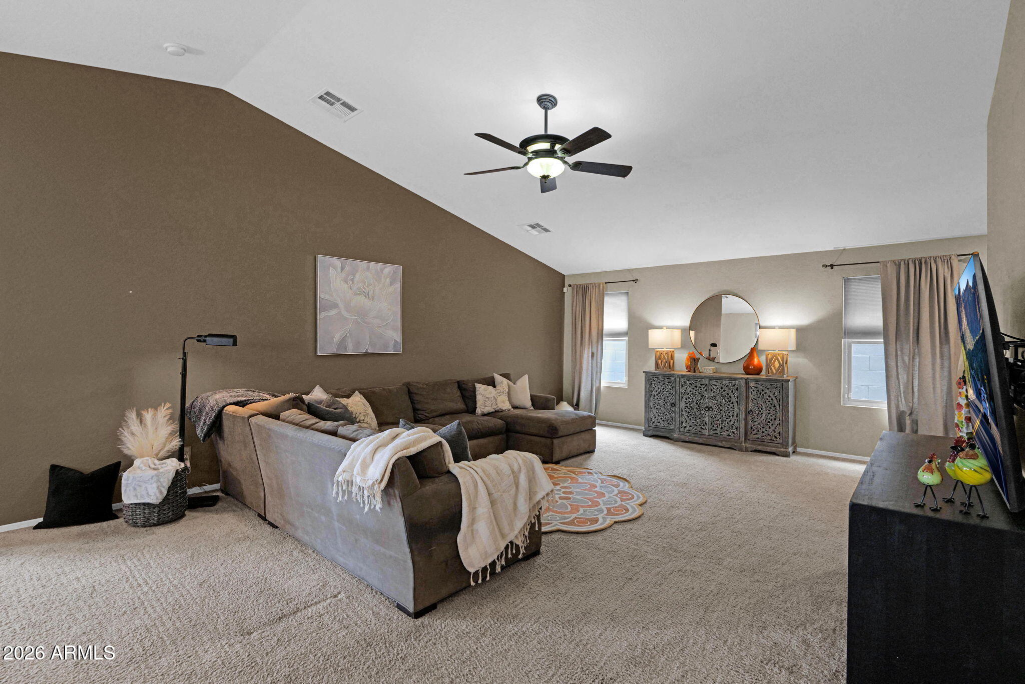 6809 W DESERT Lane
