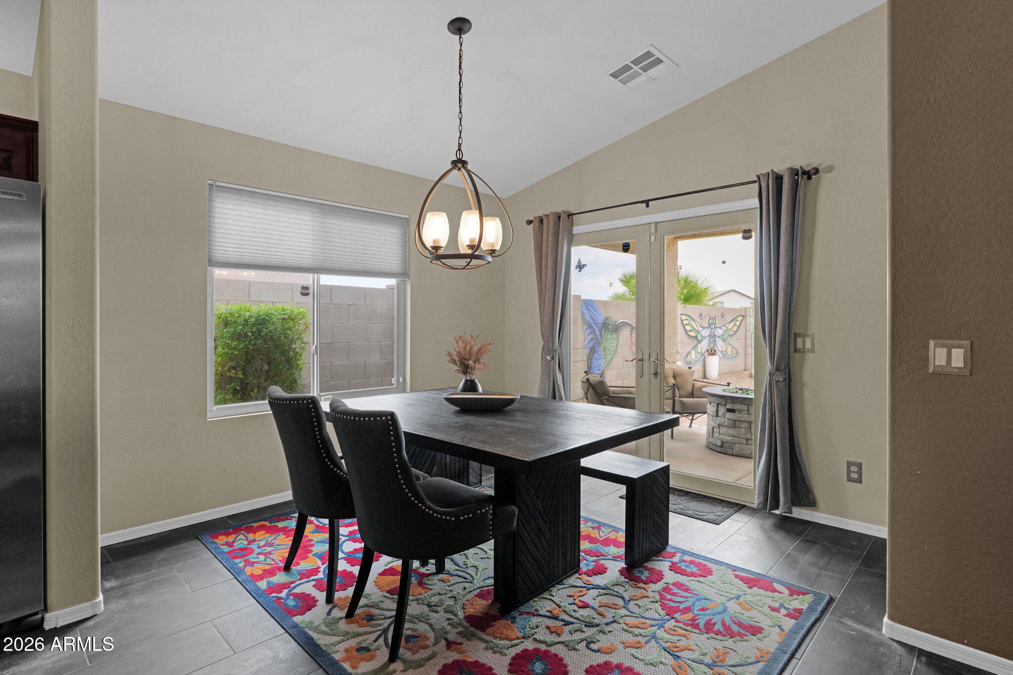 6809 W DESERT Lane