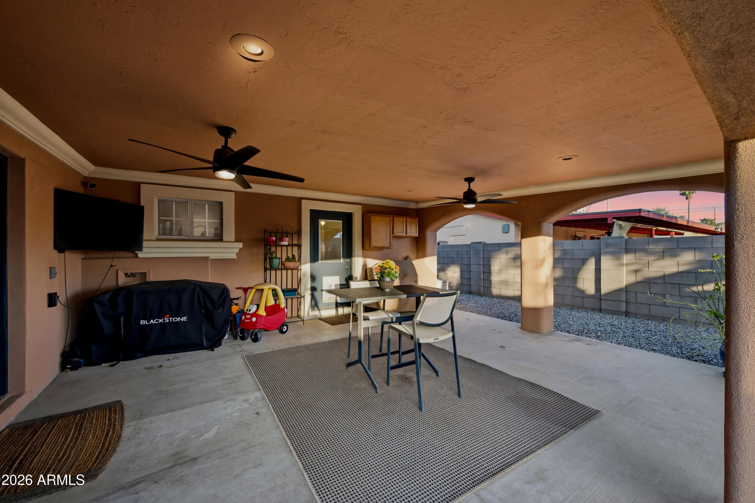 2422 N 37TH Street