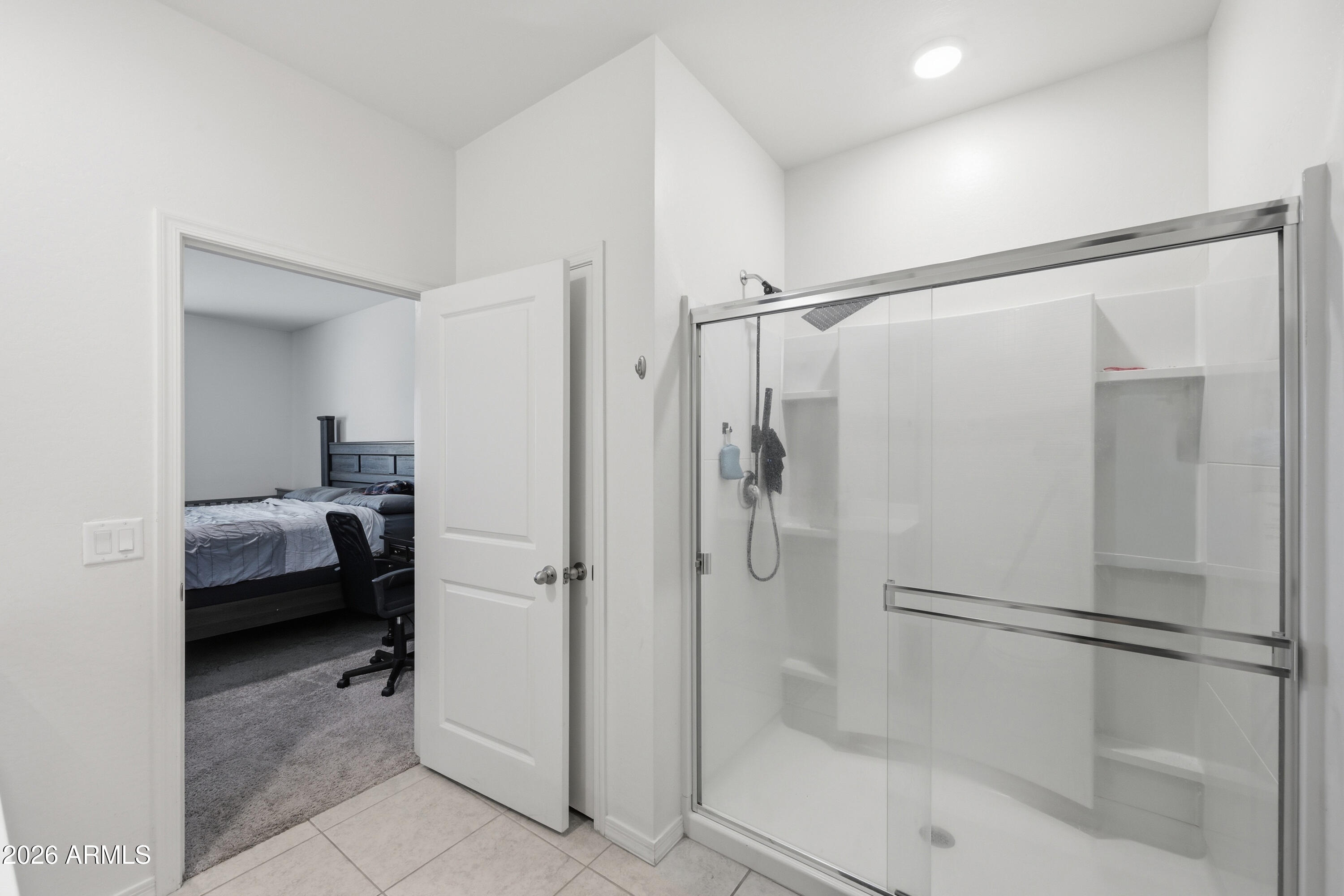 2022 E NEW BONNET Lane
