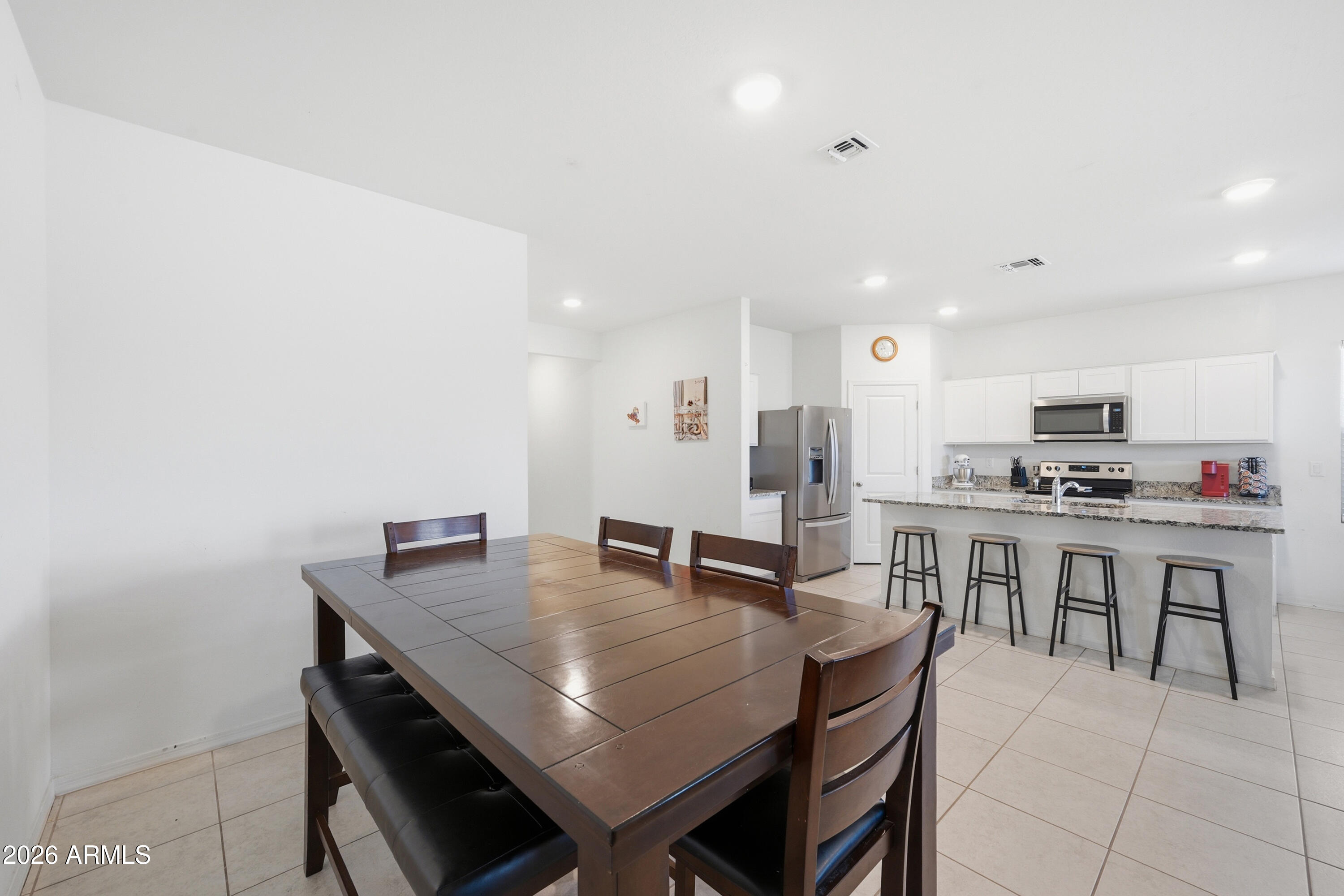 2022 E NEW BONNET Lane