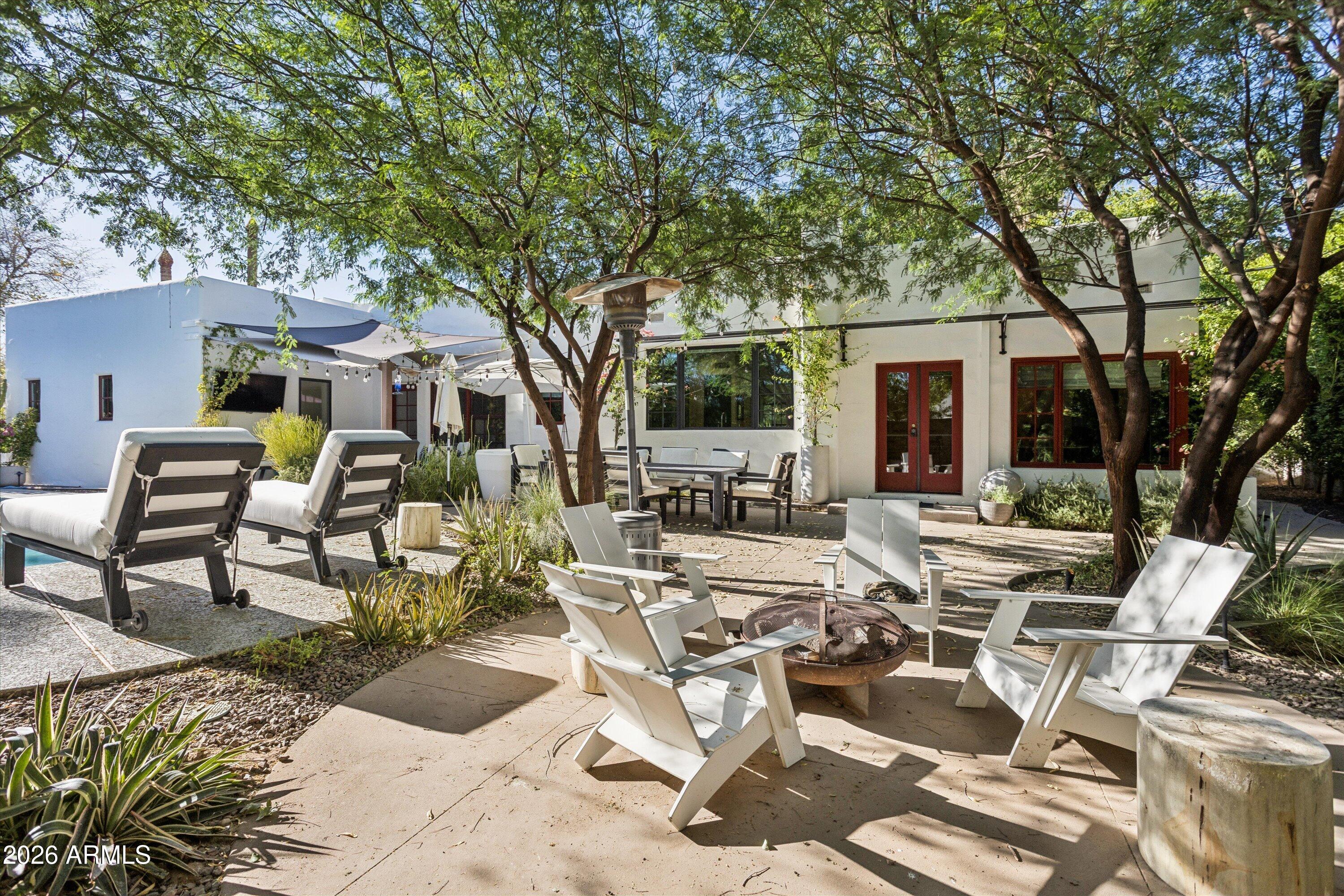 511 E Orange Drive
