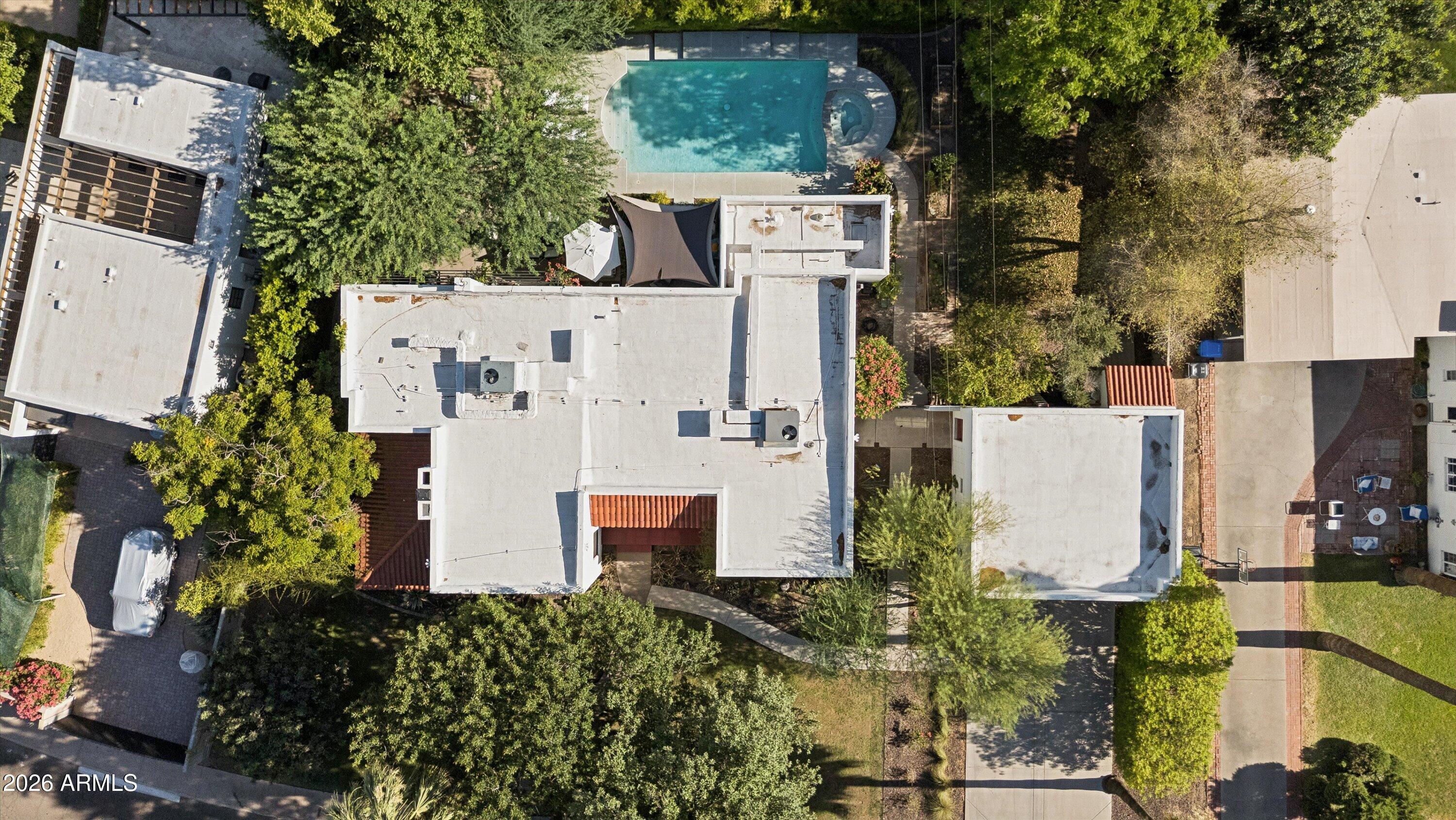 511 E Orange Drive