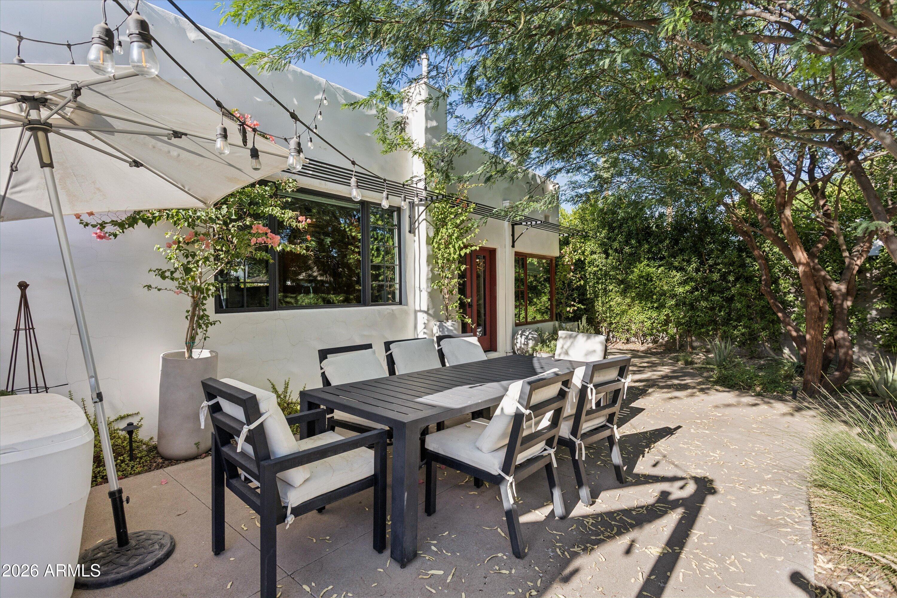 511 E Orange Drive