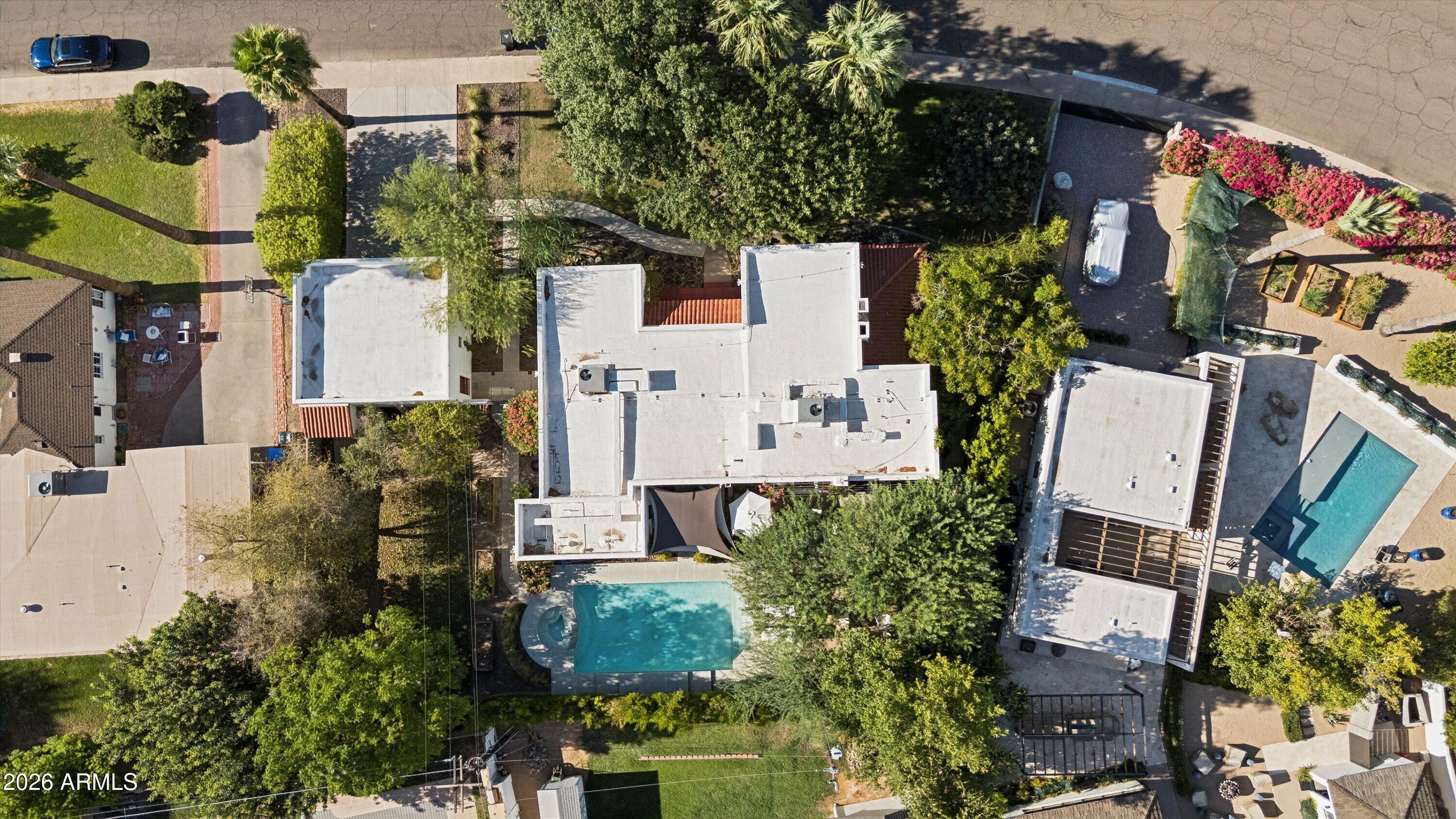 511 E Orange Drive