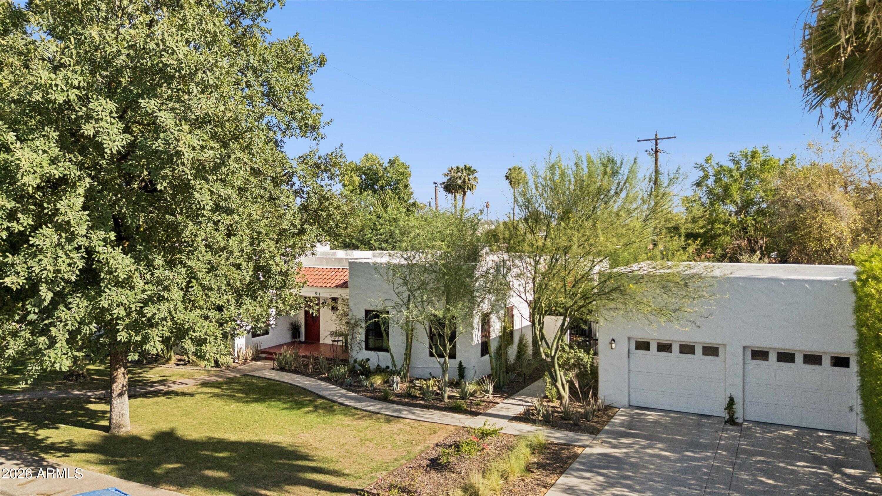 511 E Orange Drive