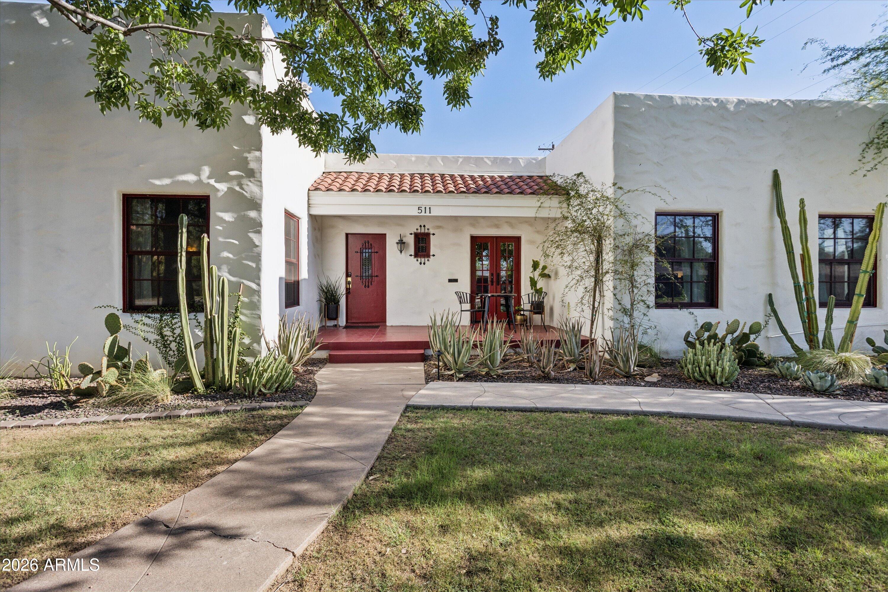 511 E Orange Drive