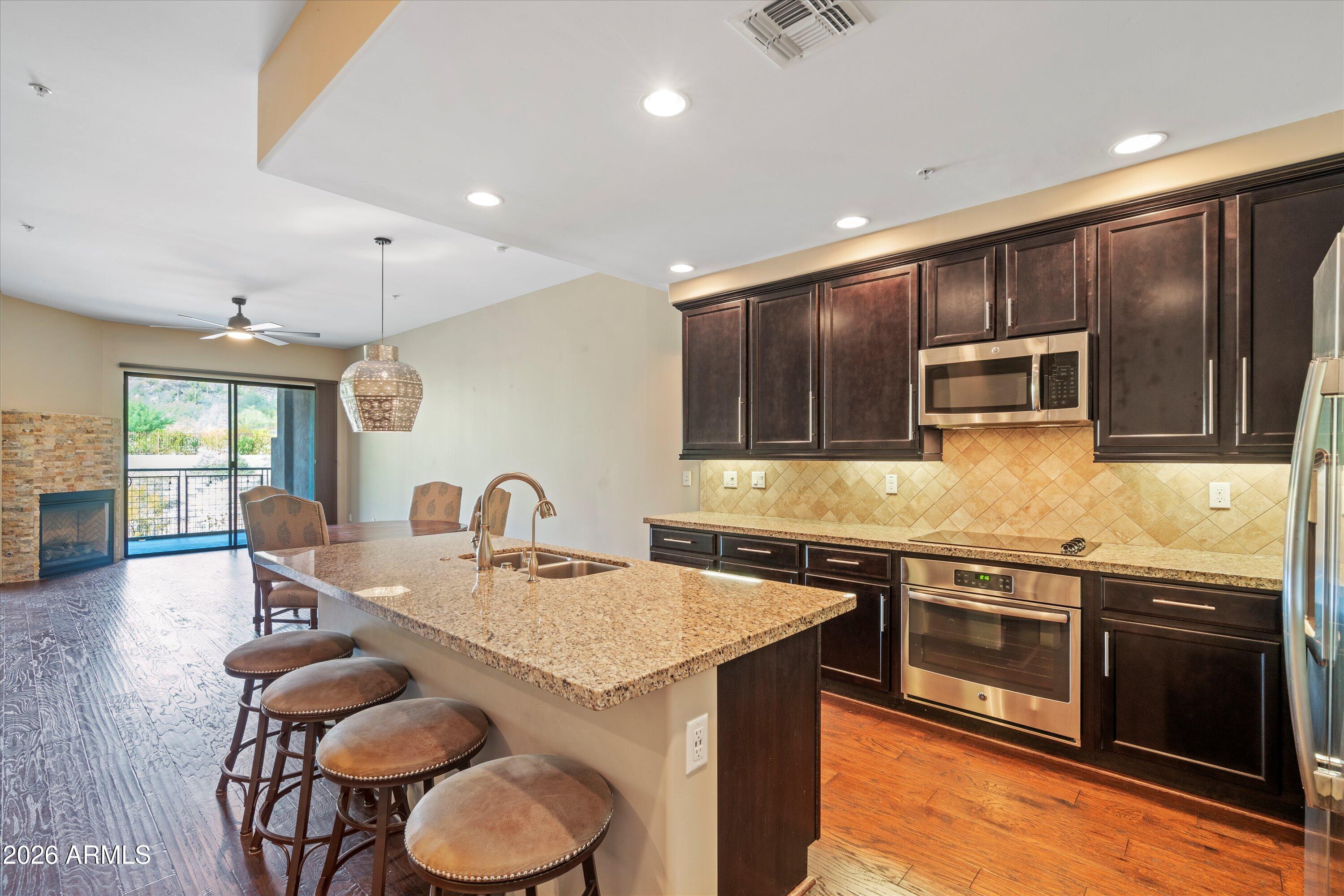 36600 N CAVE CREEK Road Unit: B20