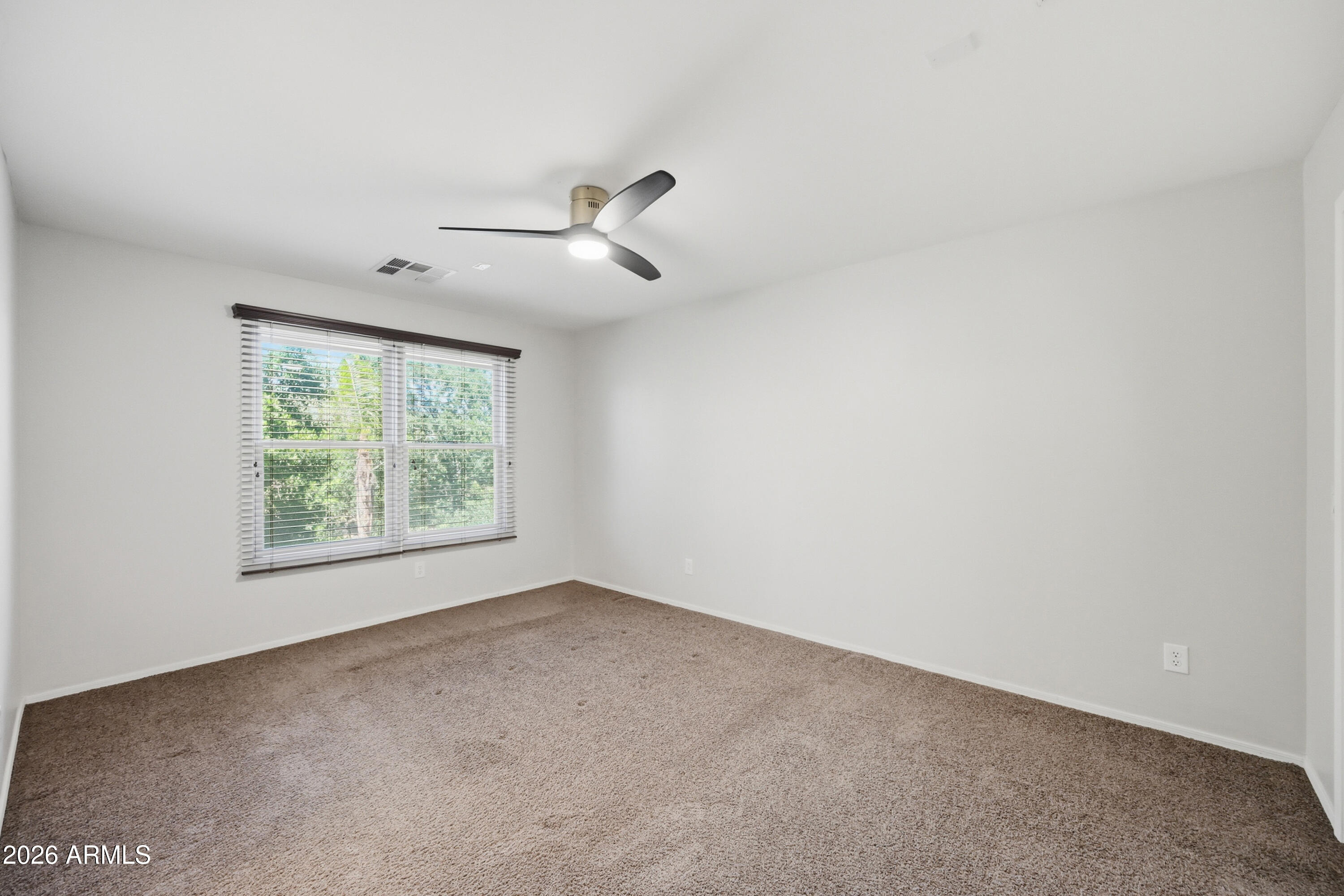2250 E WAYLAND Drive