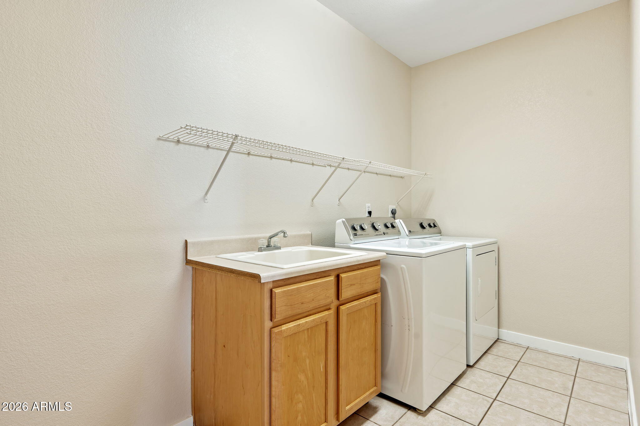 2992 N MILLER Road B201