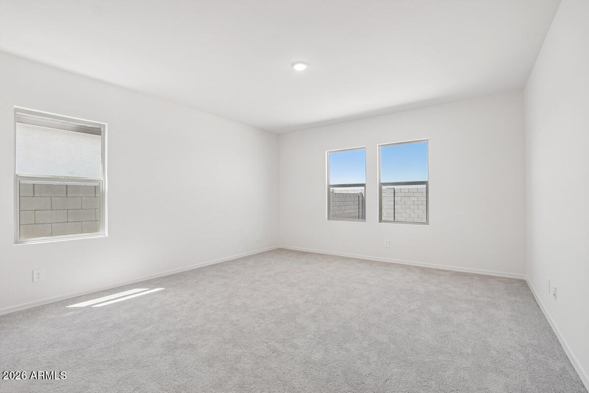 2429 E STEER Drive